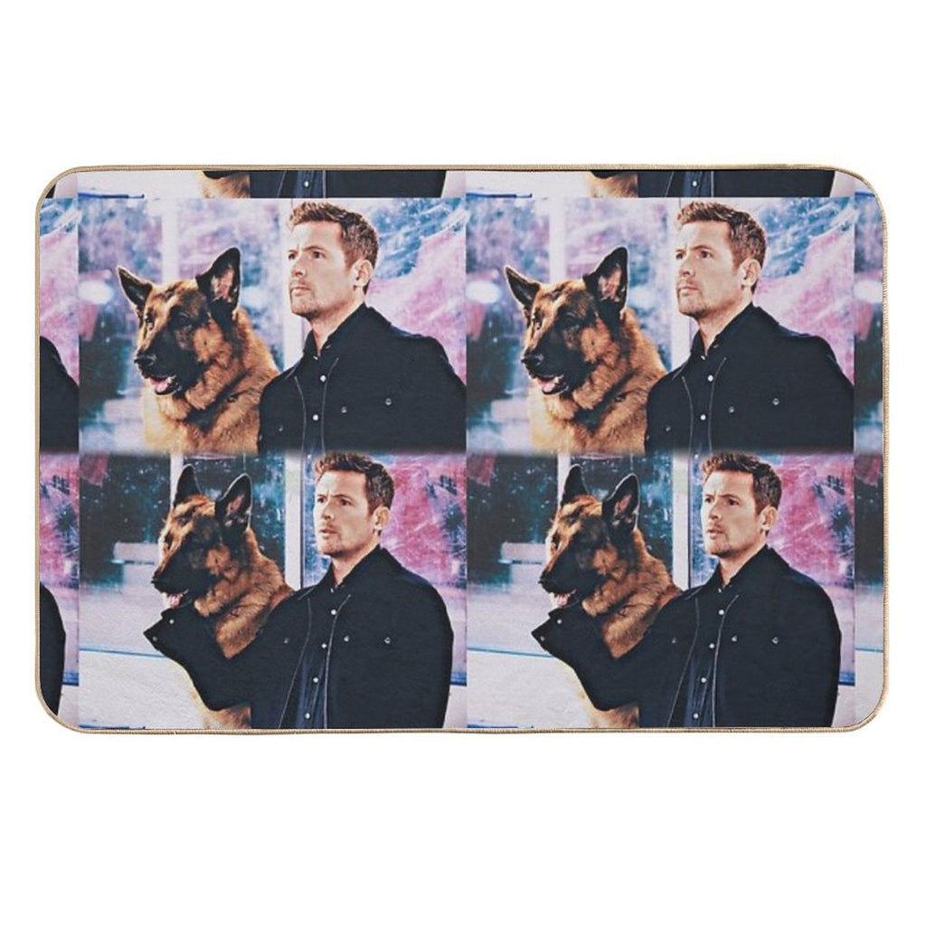 Hudson And Rex  Slip-Resistant Bath Mat