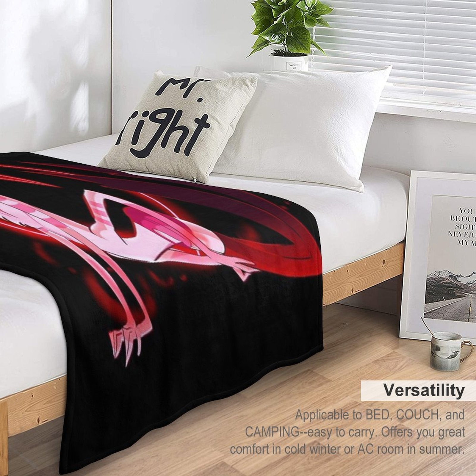 Addict W Heart Machine-washable Throw Blanket