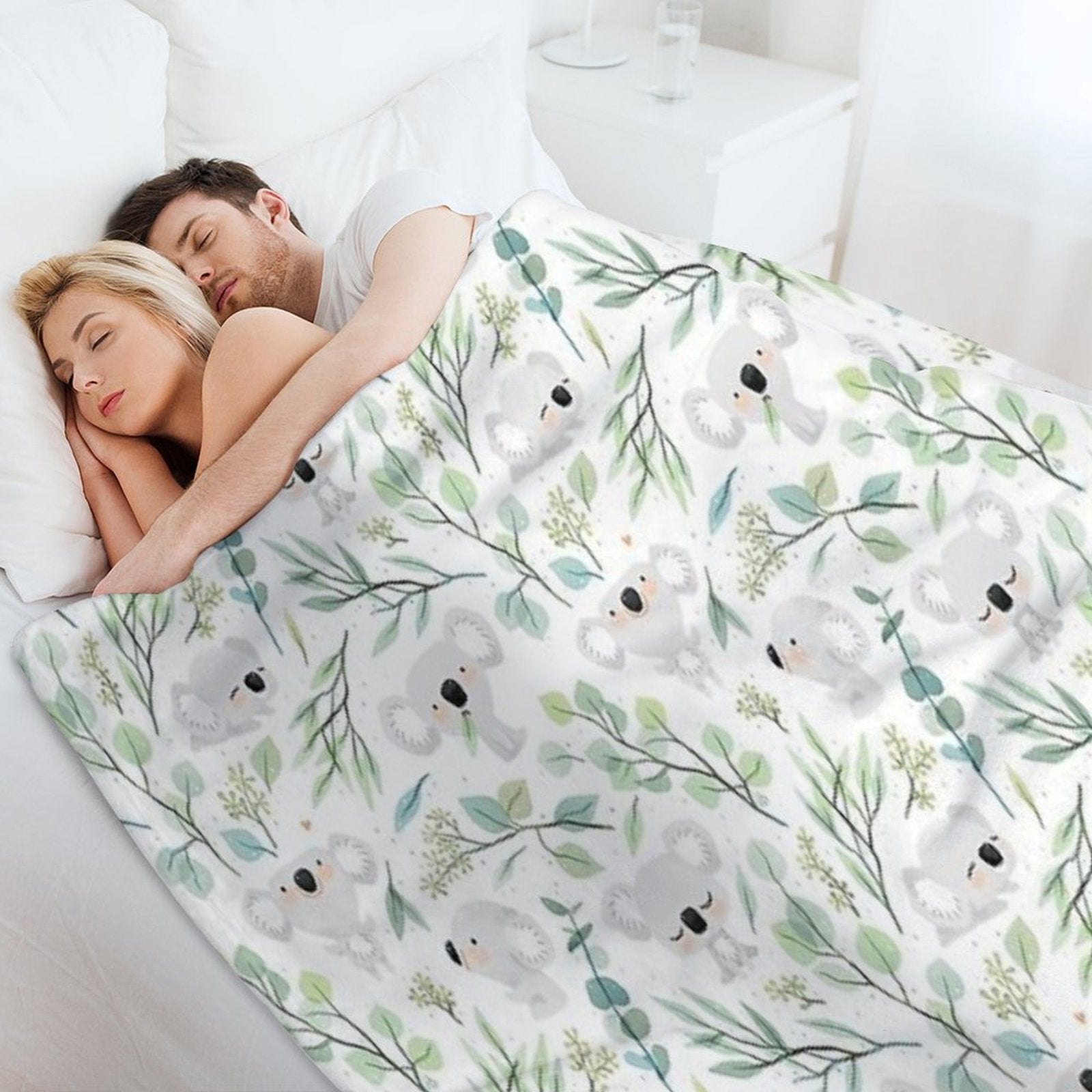 Koala And Eucalyptus Pattern Shrink-resistant Throw Blanket