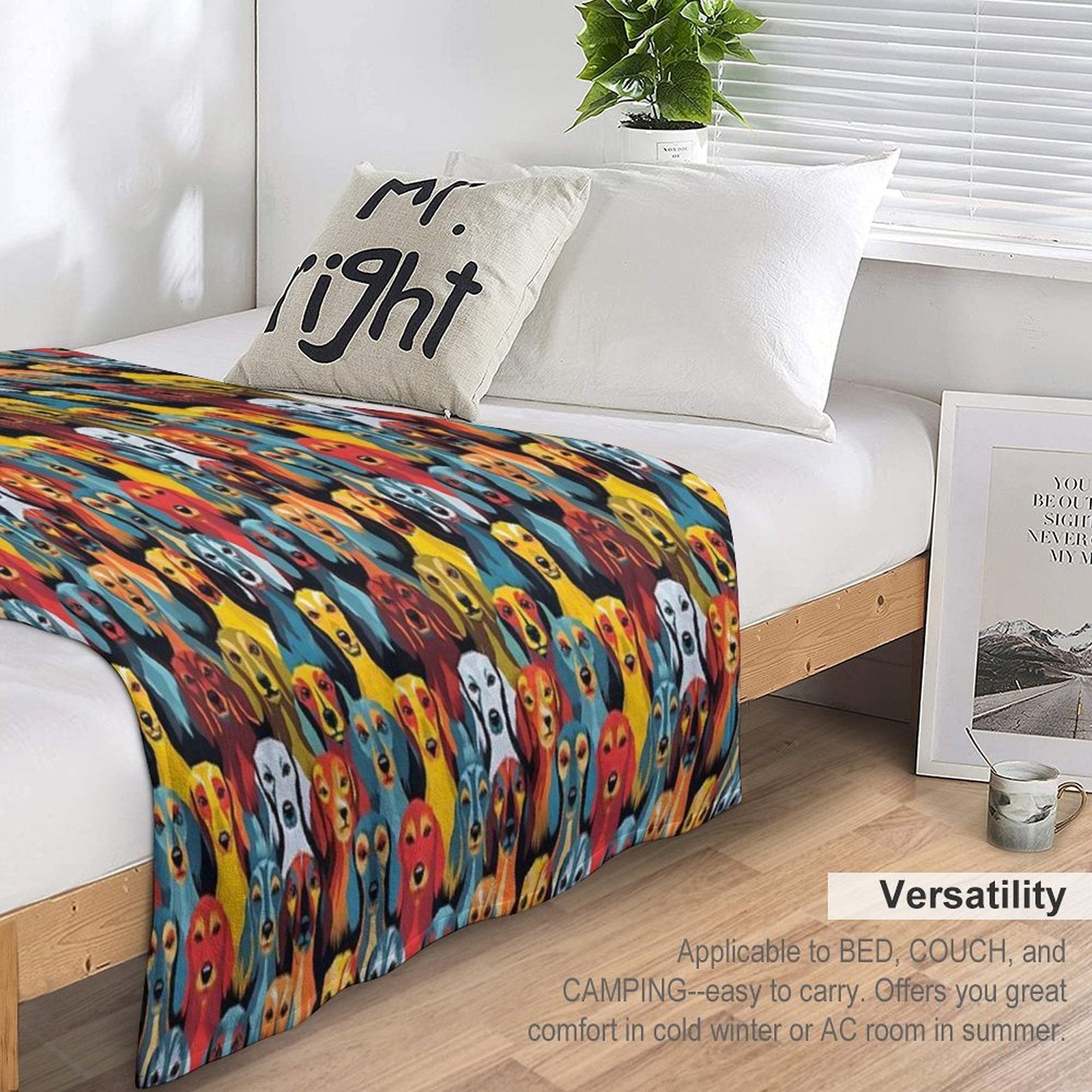 Dachshund in Geometric Camouflage Pattern Lightweight Throw Blanket