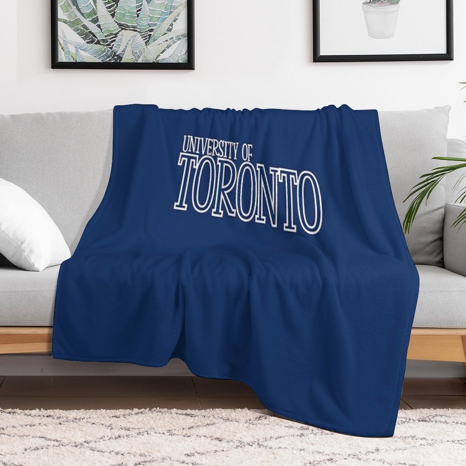 White Retro U of T Outline Eco-conscious Throw Blanket