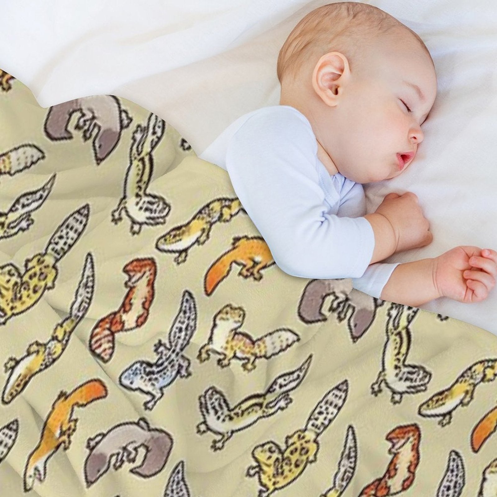 Chub Gecko Babies Wrinkle-free Throw Blanket