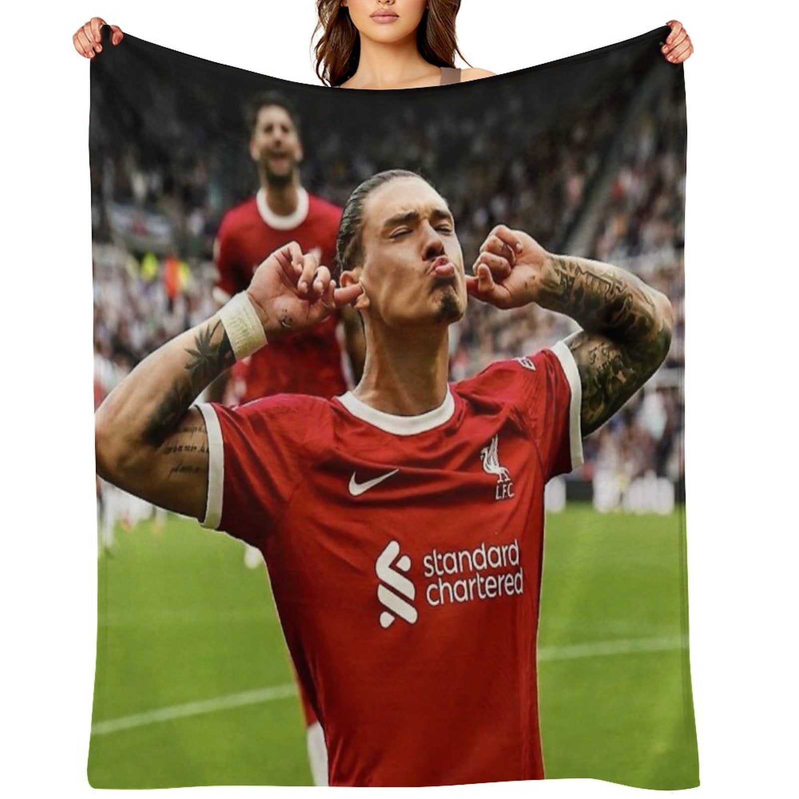 Darwin Nunez Gift-ready Throw Blanket