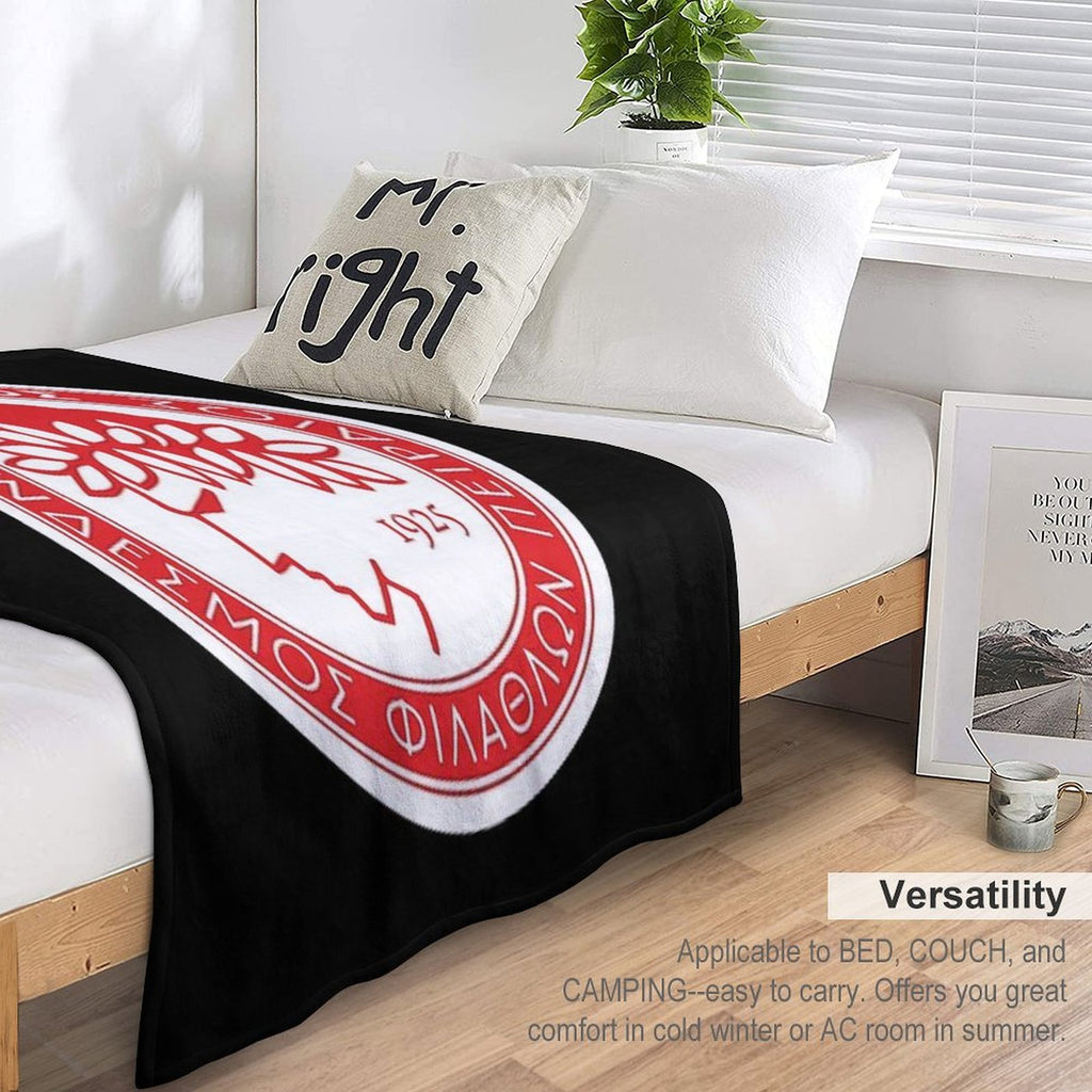 Vintage Best Champions Olympiacos FC Logo Essential Shrink-resistant Throw Blanket