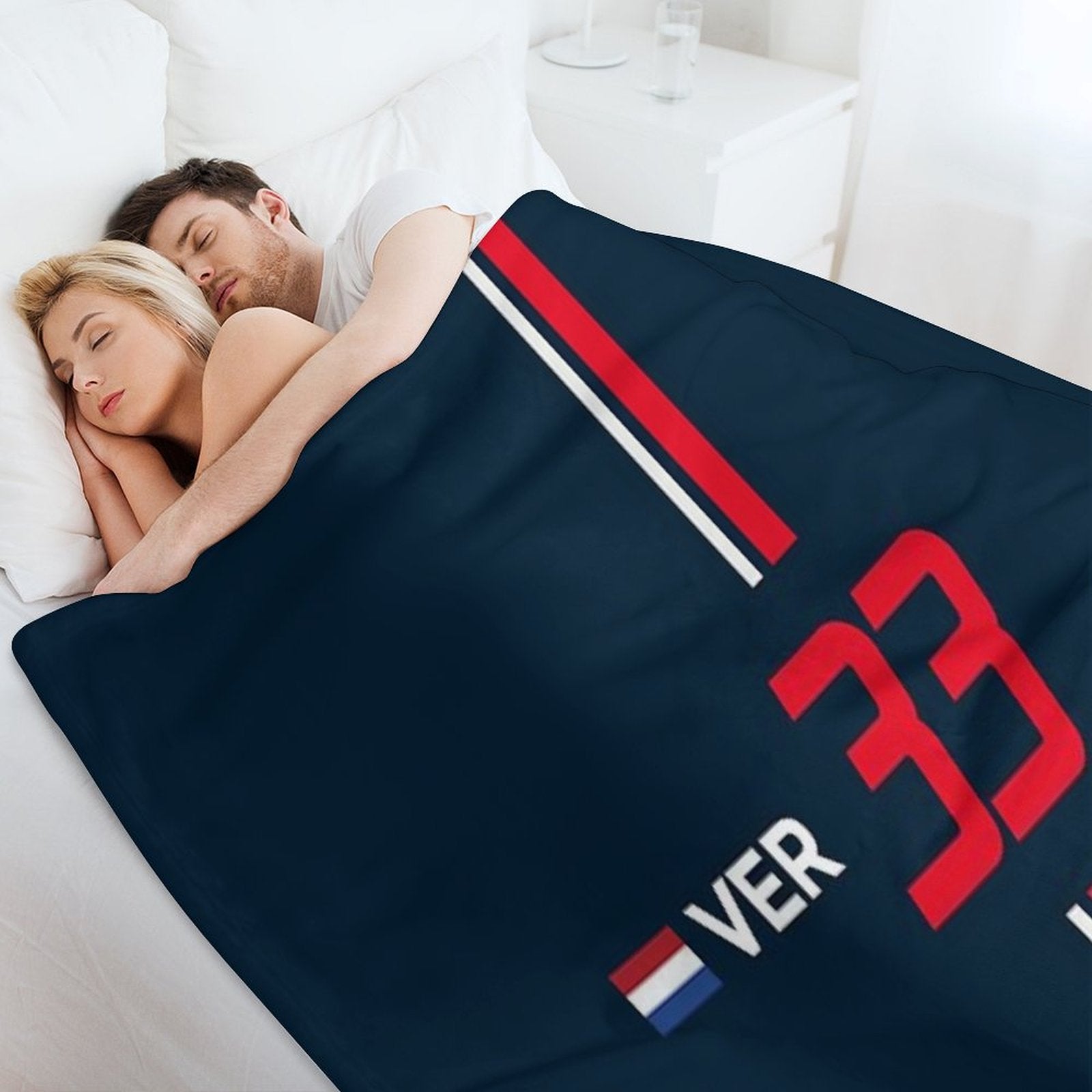 F1 2021 - #33 Verstappen Easy Care Throw Blanket