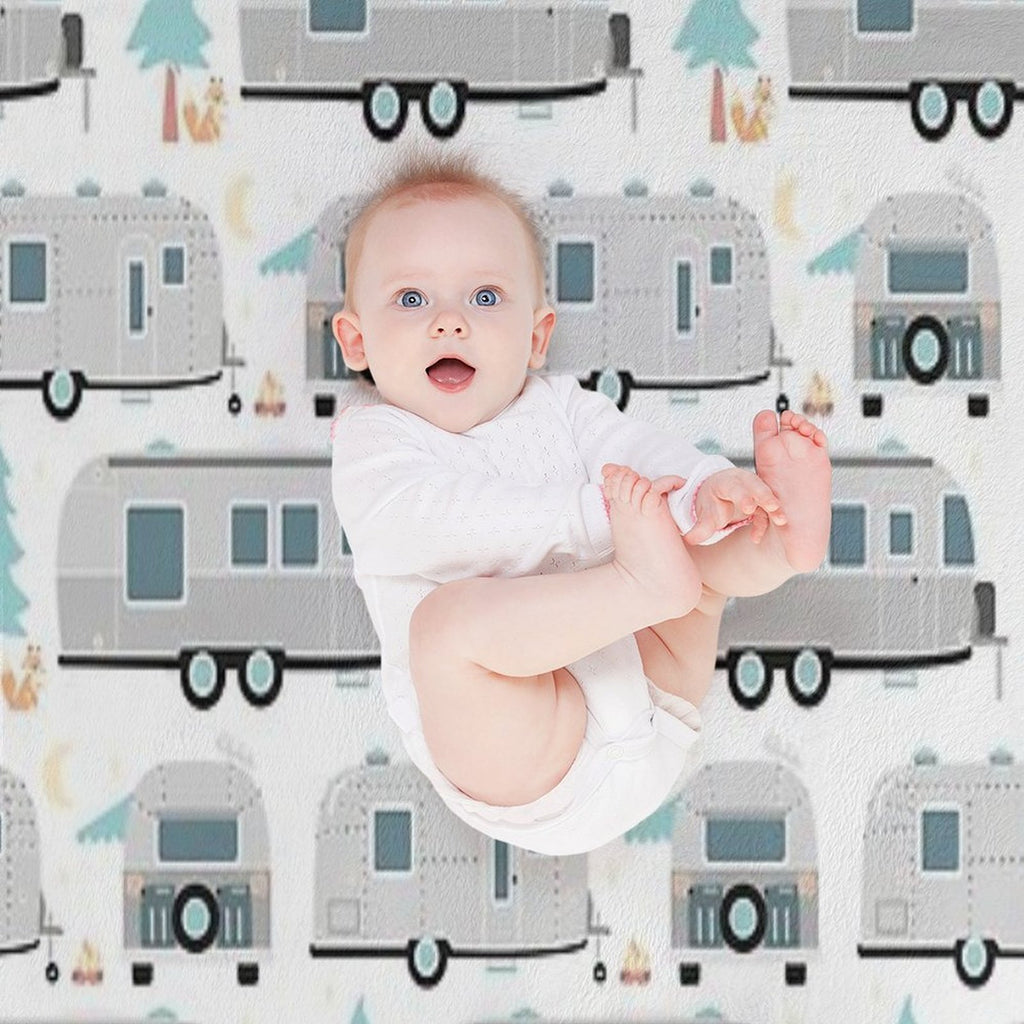 Cute Airstream Pattern Durable Throw Blanket