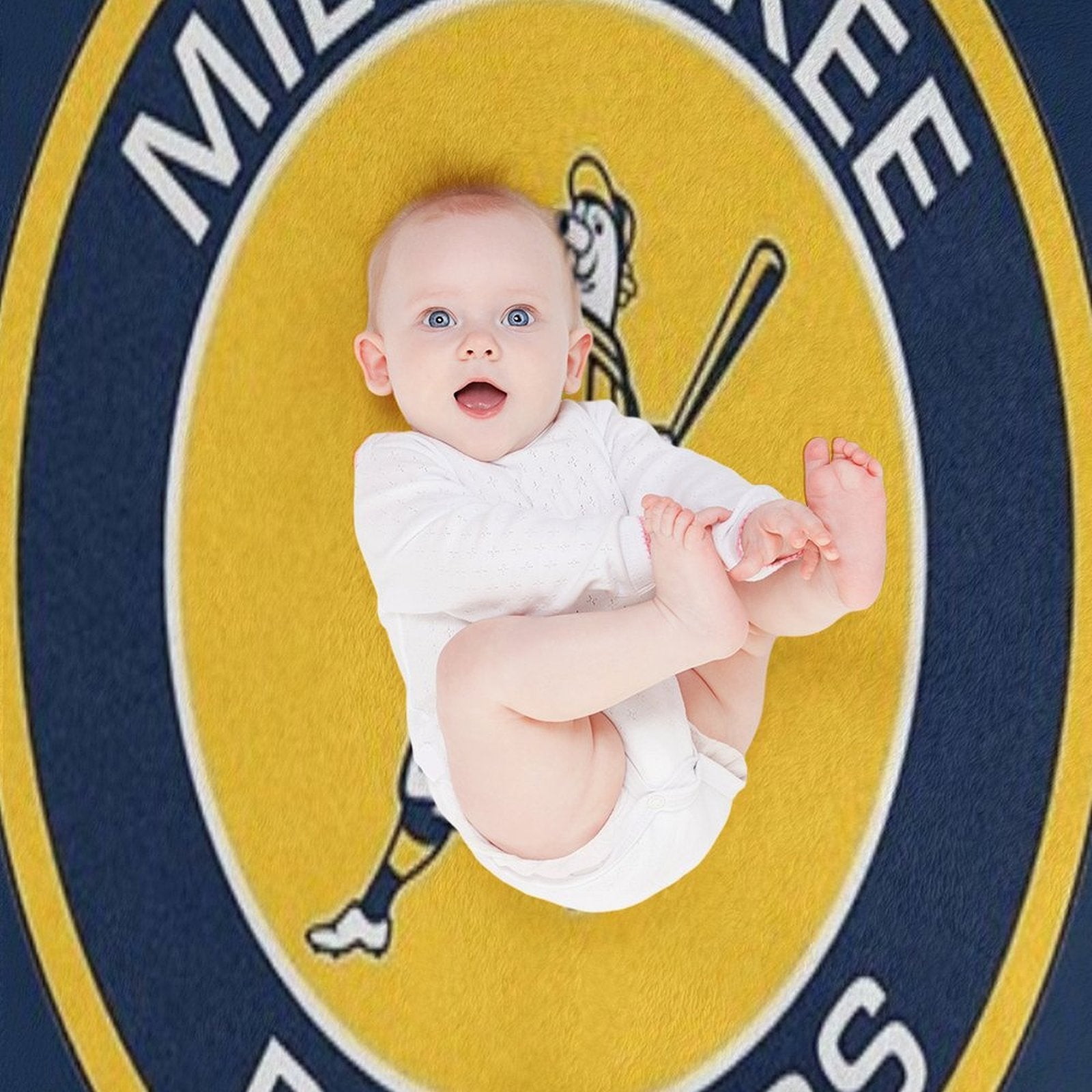 Best of Brwer of Milwaukees Logo Quick-dry Throw Blanket