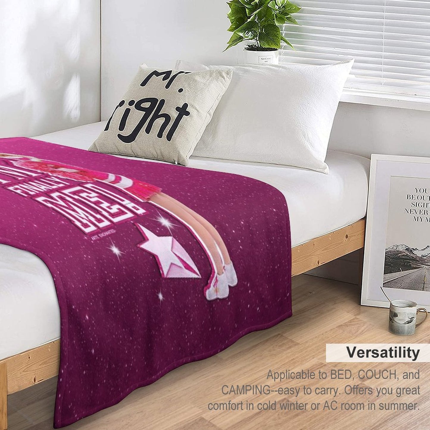 Zombies 3 - Addison I'm Finally Me Pink Glitter Travel-friendly Throw Blanket