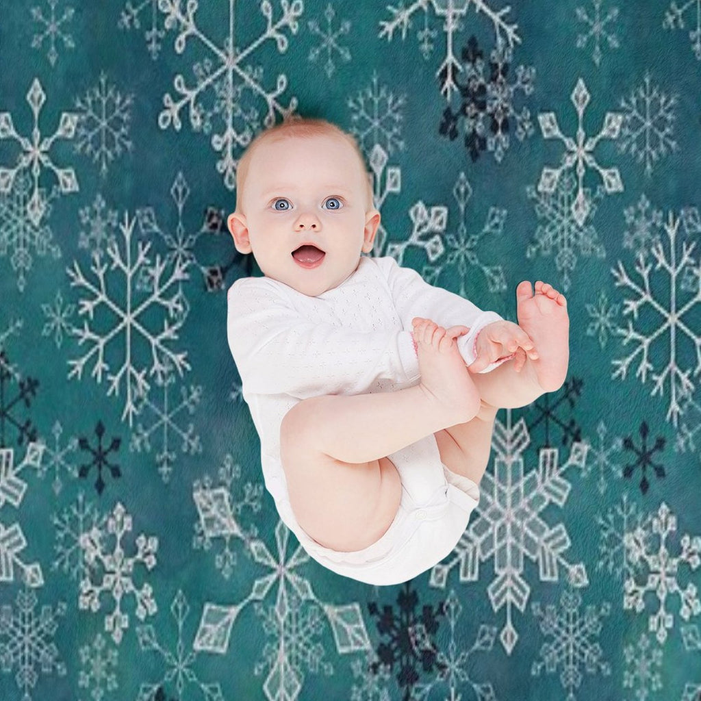 Snowflake Crystals in Teal Comfort Throw Blanket