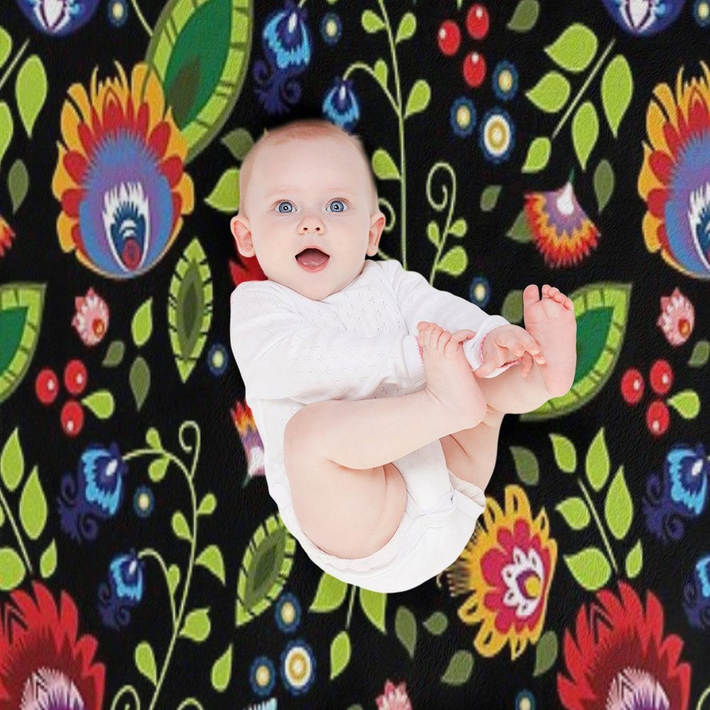 Polish Folklore - Beautiful Composition on Black Comfort Throw Blanket