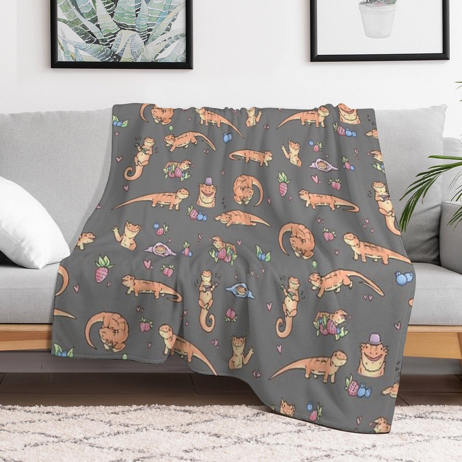 Dragons And Berries Machine-washable Throw Blanket