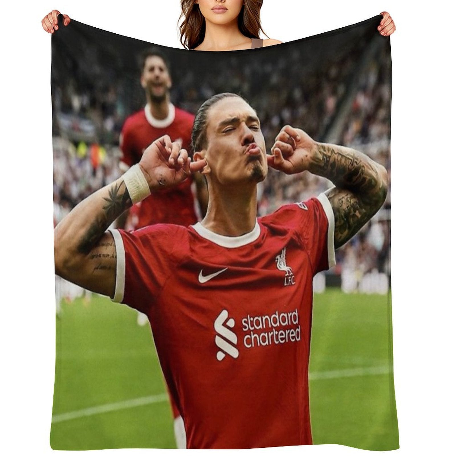 Darwin Nunez Gift-ready Throw Blanket