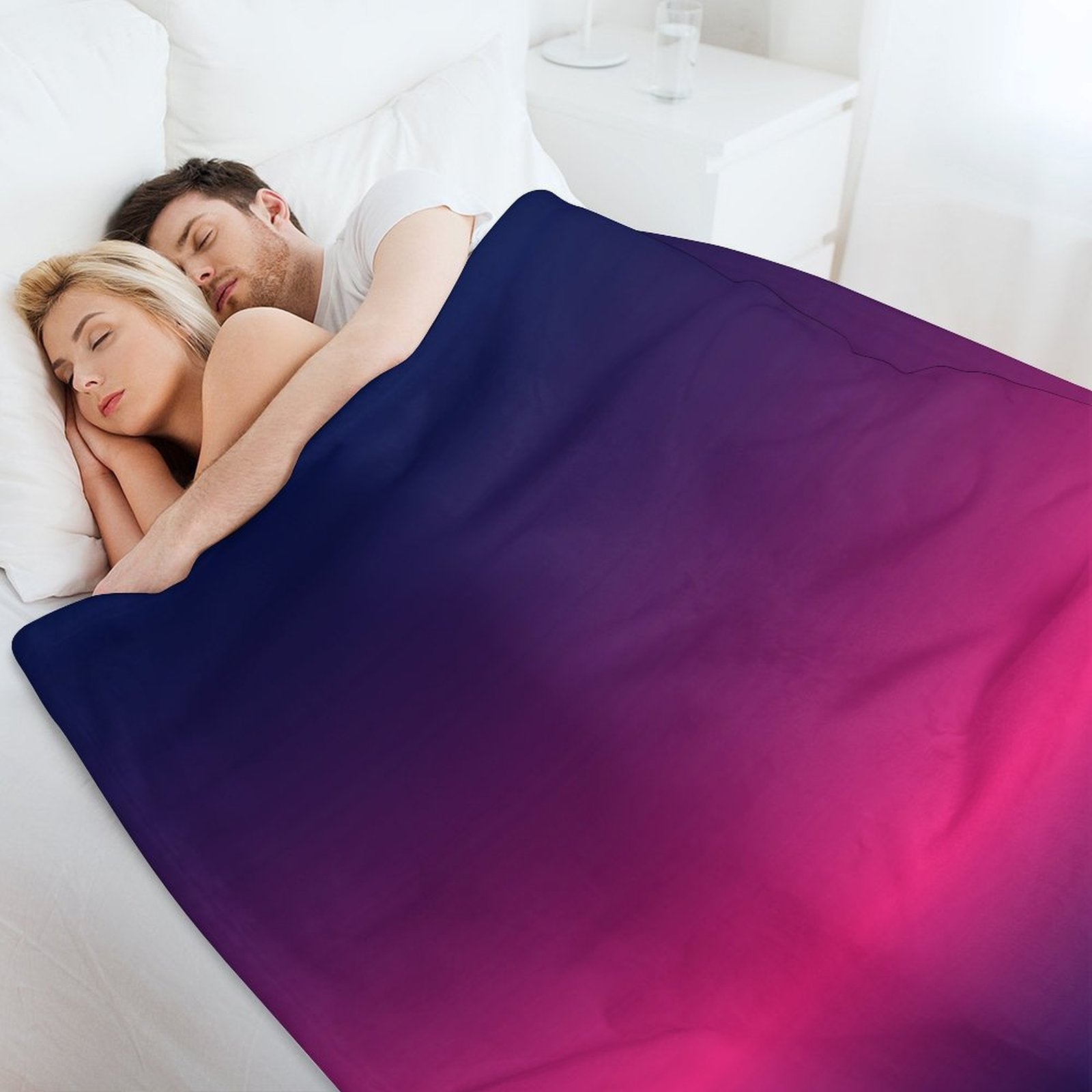 Synthwave Pantone Gradient Gift-ready Throw Blanket