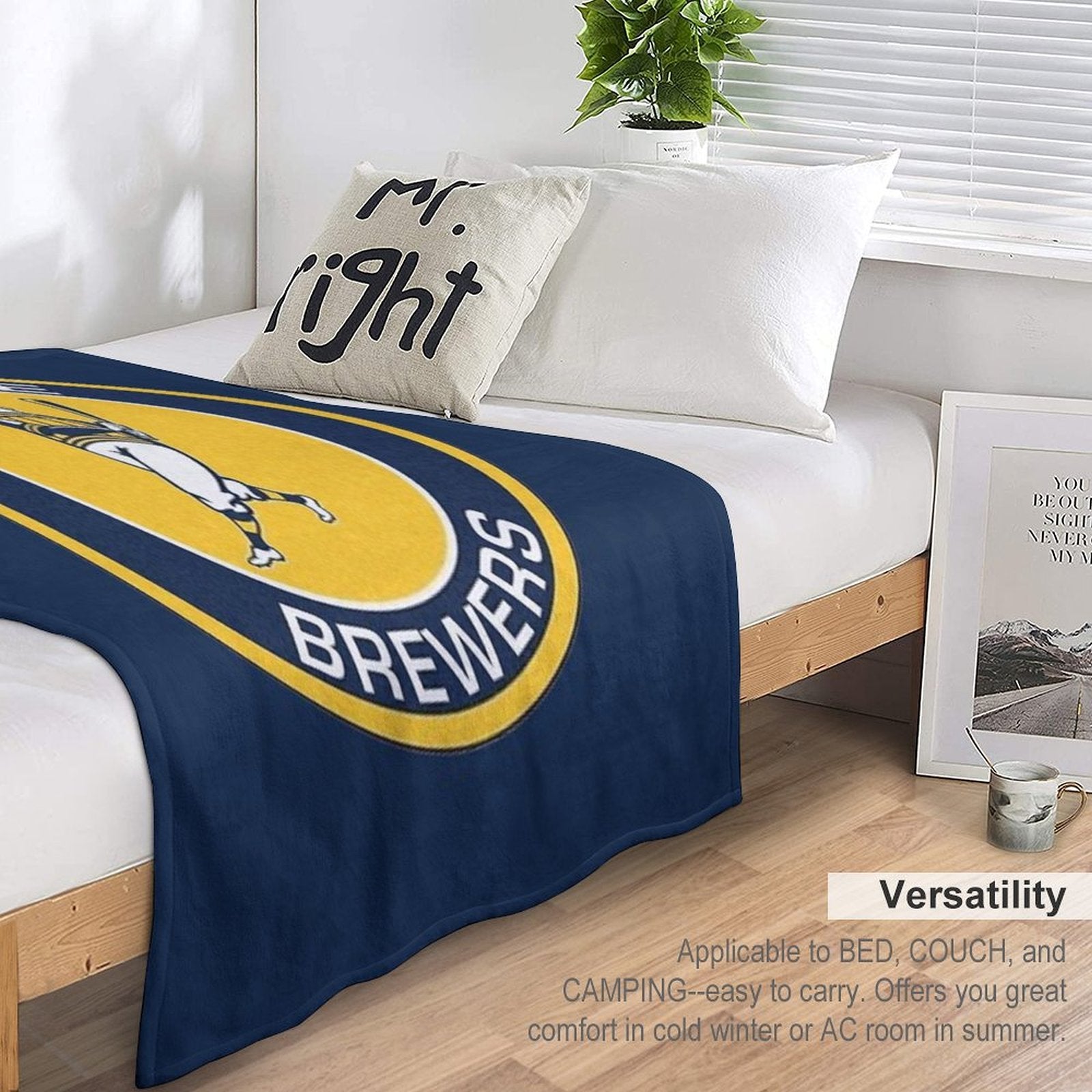 Best of Brwer of Milwaukees Logo Quick-dry Throw Blanket