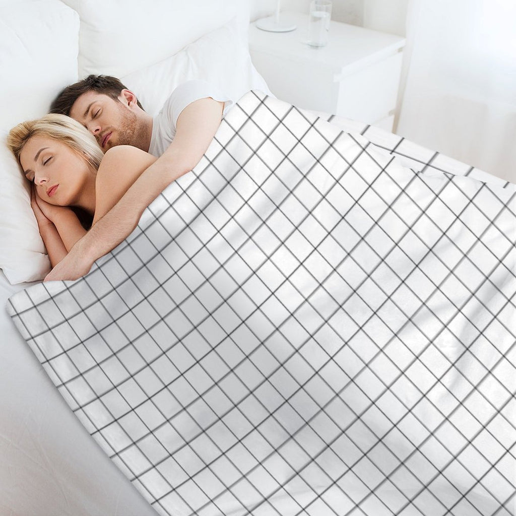 Black Grid Wrinkle-free Throw Blanket