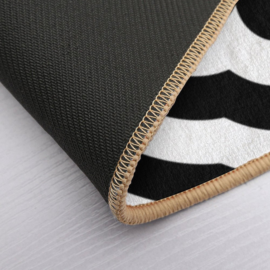 Black And White Rainbow Mod Flower  Dirt-Trapping Bath Mat