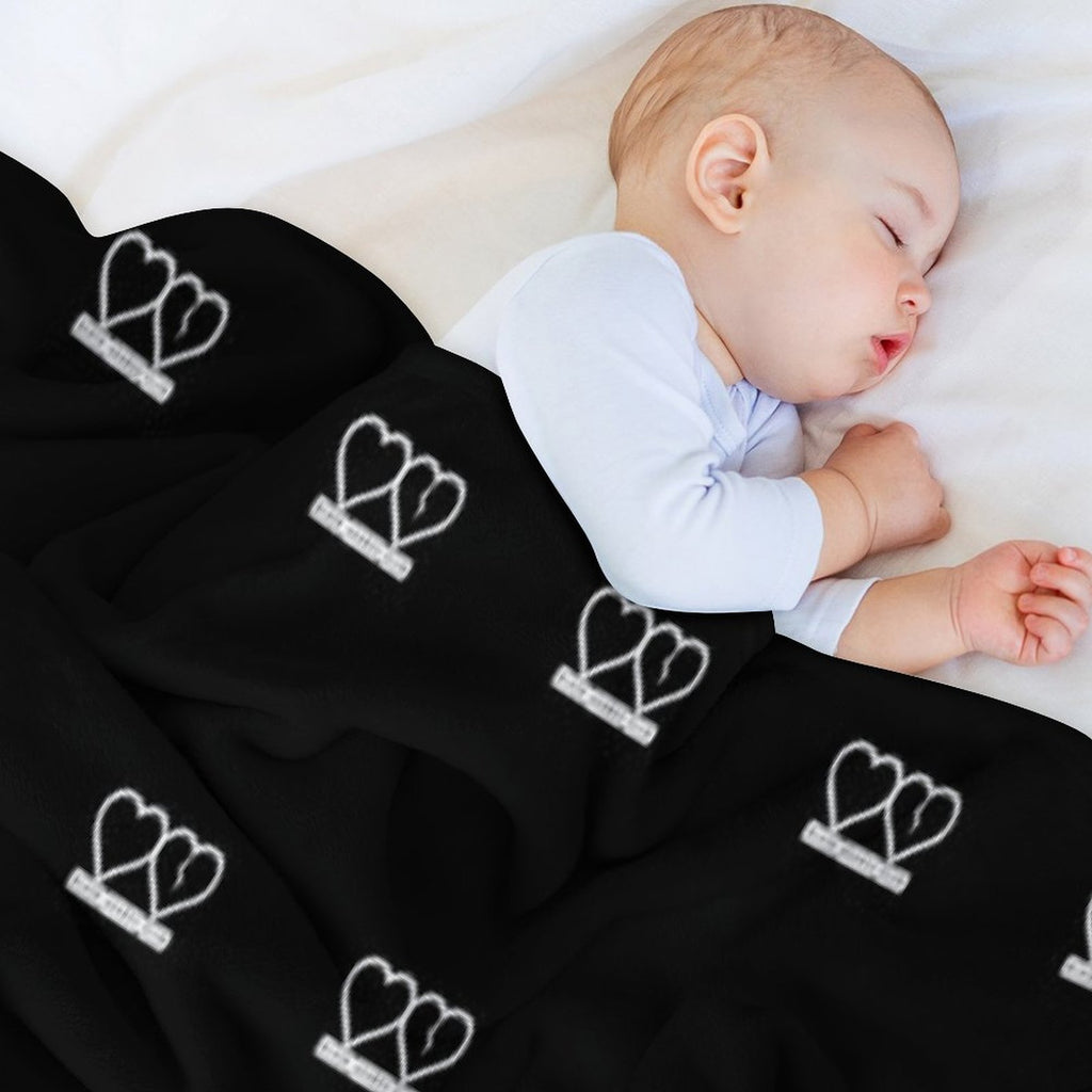 Black Hearts Club Yungblud Design Easy Care Throw Blanket