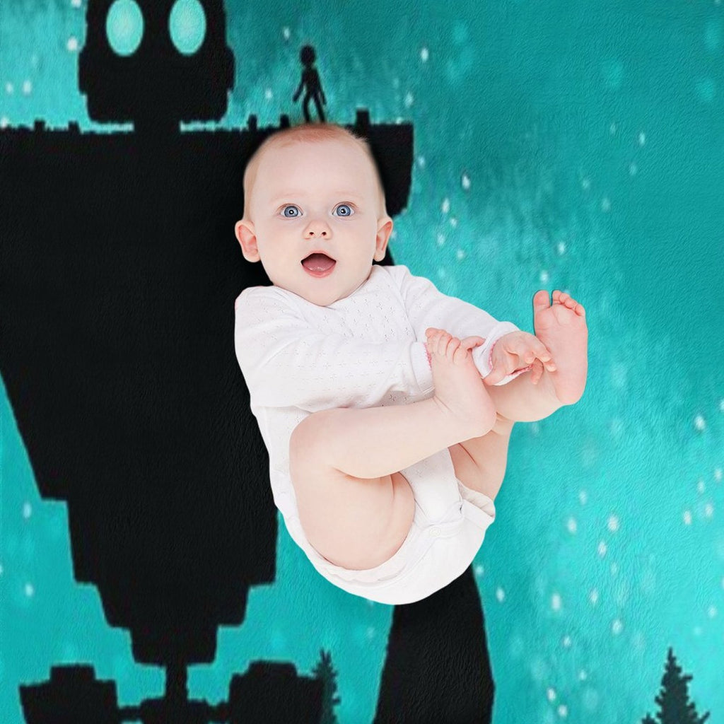 IRON GIANT All-season Throw Blanket