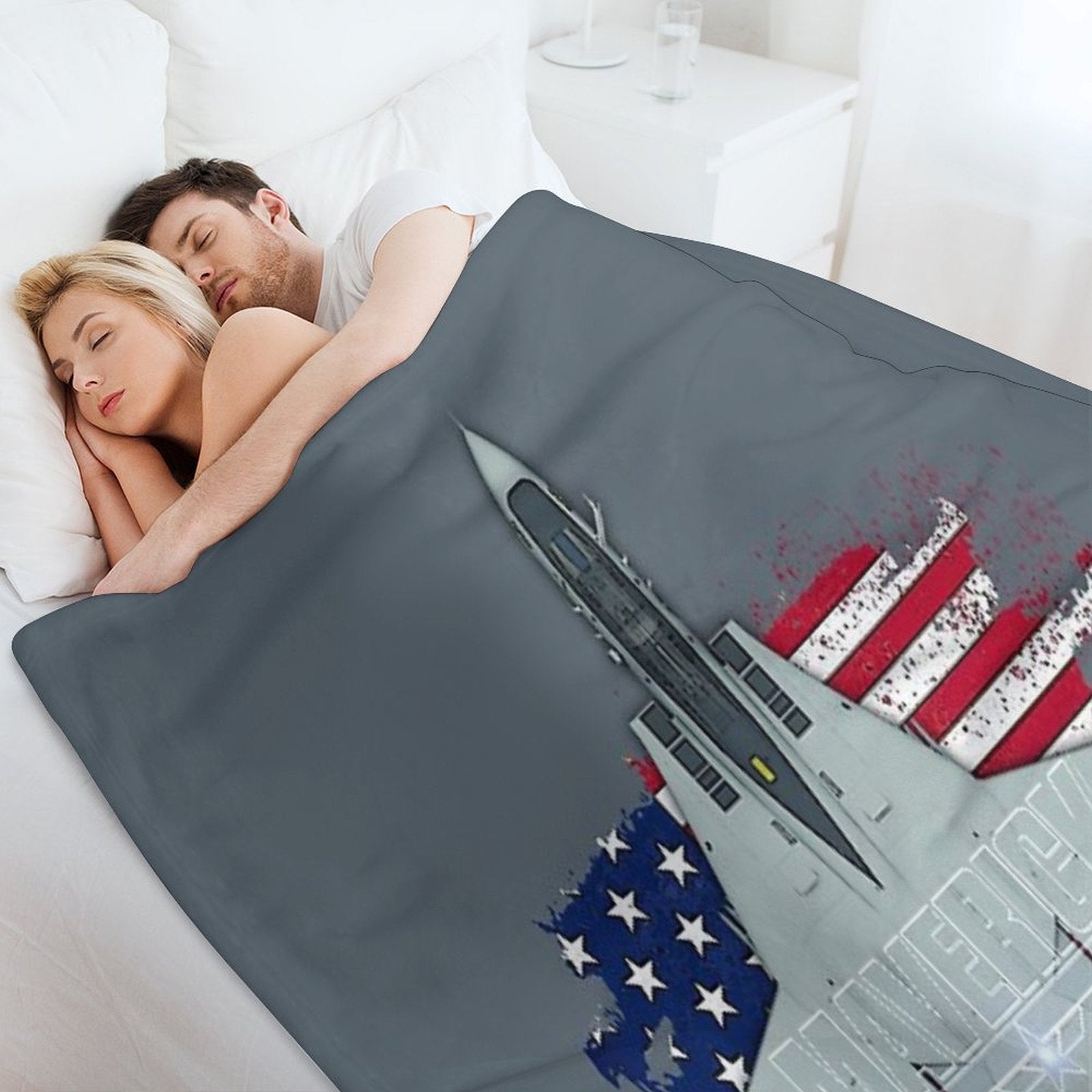 Maverik - Vintage Top Gun F14 Tomcat Premium Throw Blanket