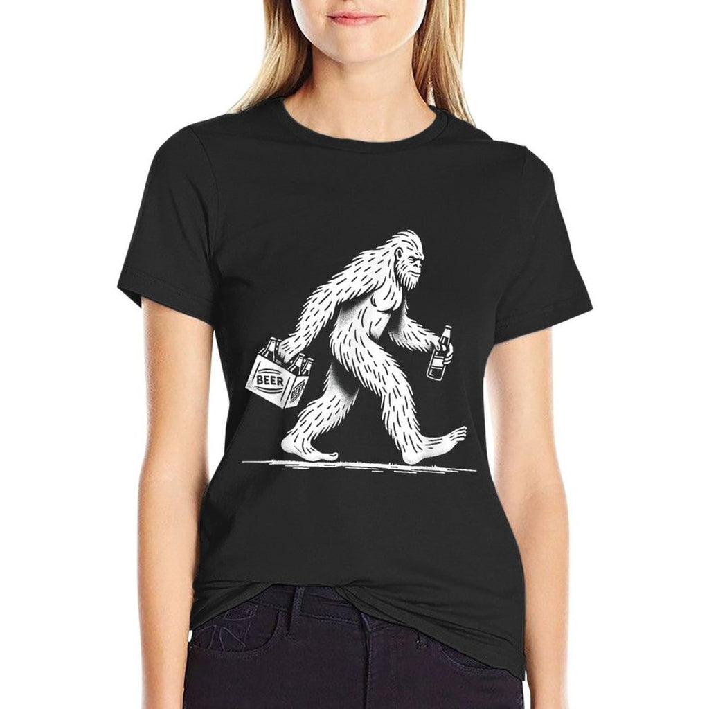 Retro Bigfoot Drinking Beer – Funny Sasquatch  Easy-care T-Shirt