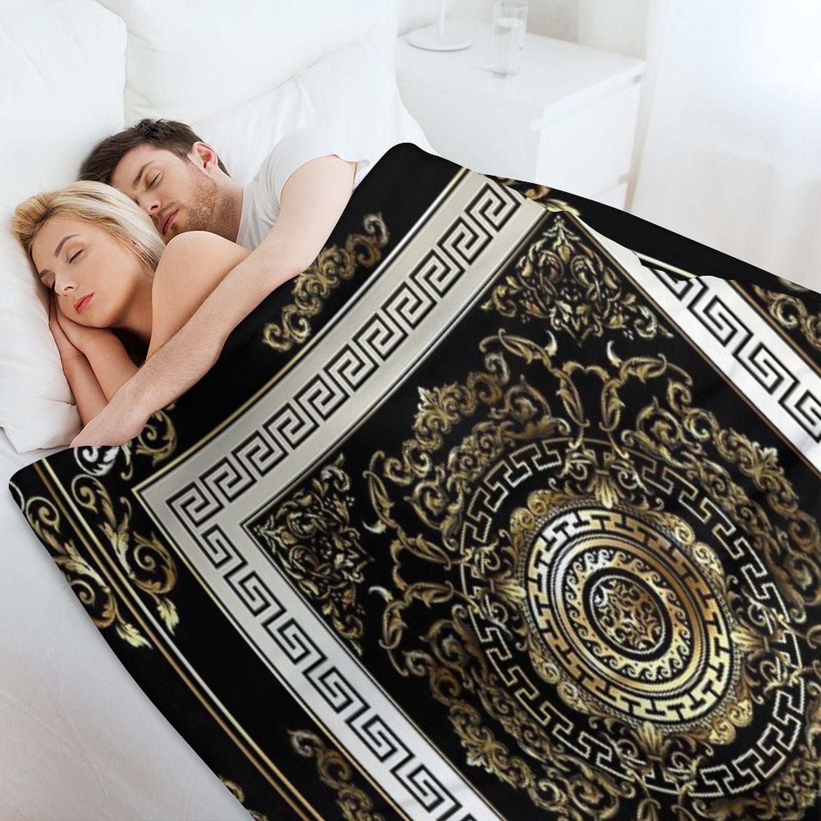 Ornate Baroque Filigree Black Cream Greek Key Meander Quick-dry Throw Blanket