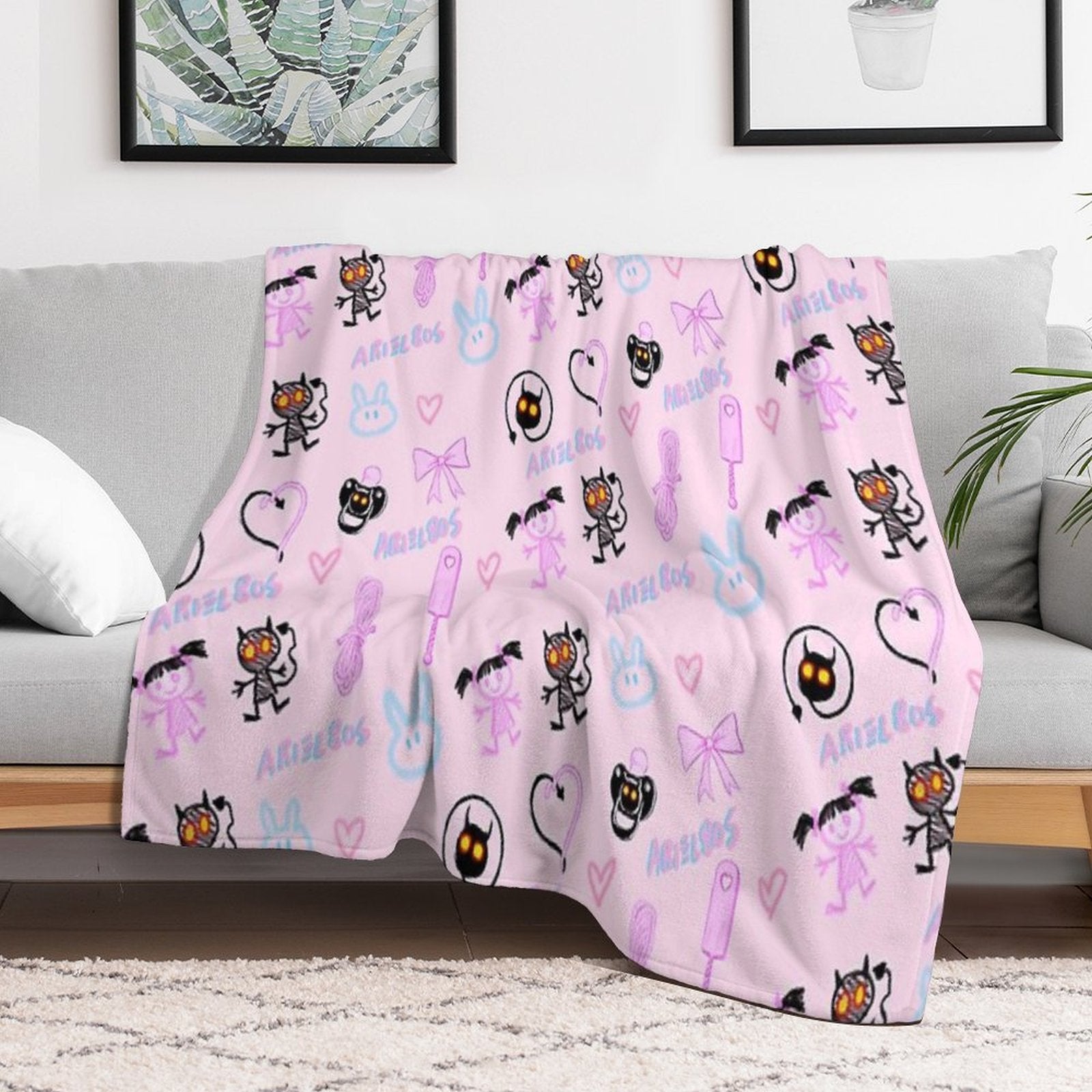DD & LG Pink Travel-friendly Throw Blanket