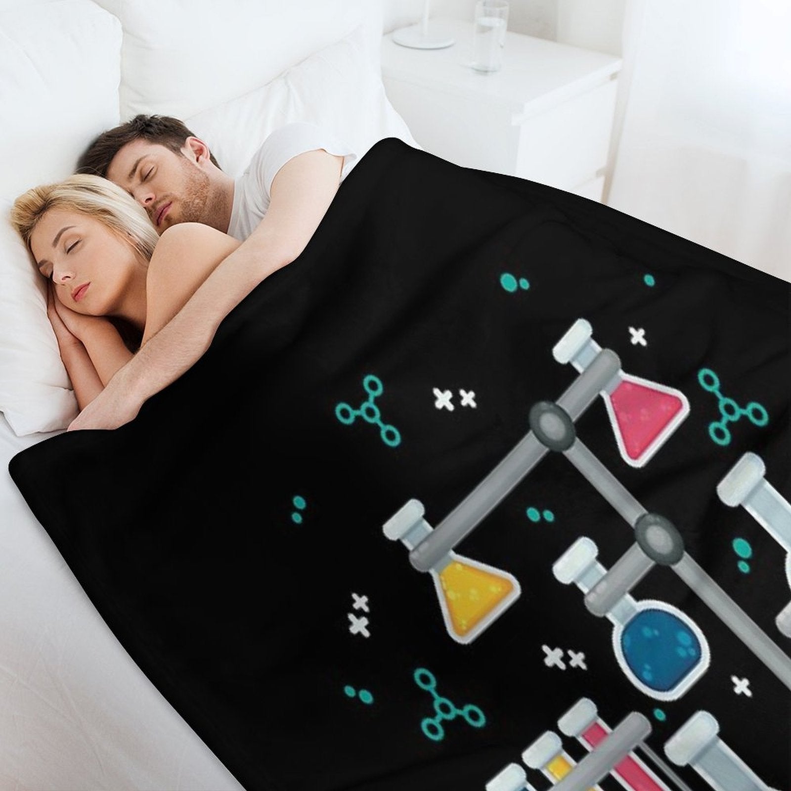 Amazing Chemistry Wrinkle-free Throw Blanket
