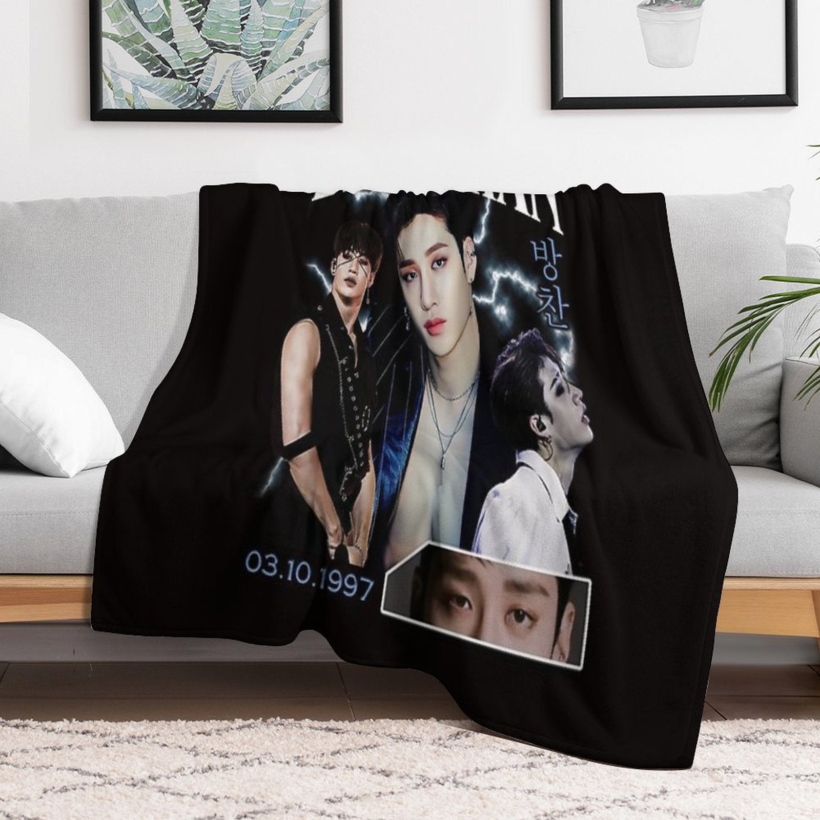 Bang Chan Shirt Vintage 90 Retro T Shirt Tee Easy Care Throw Blanket