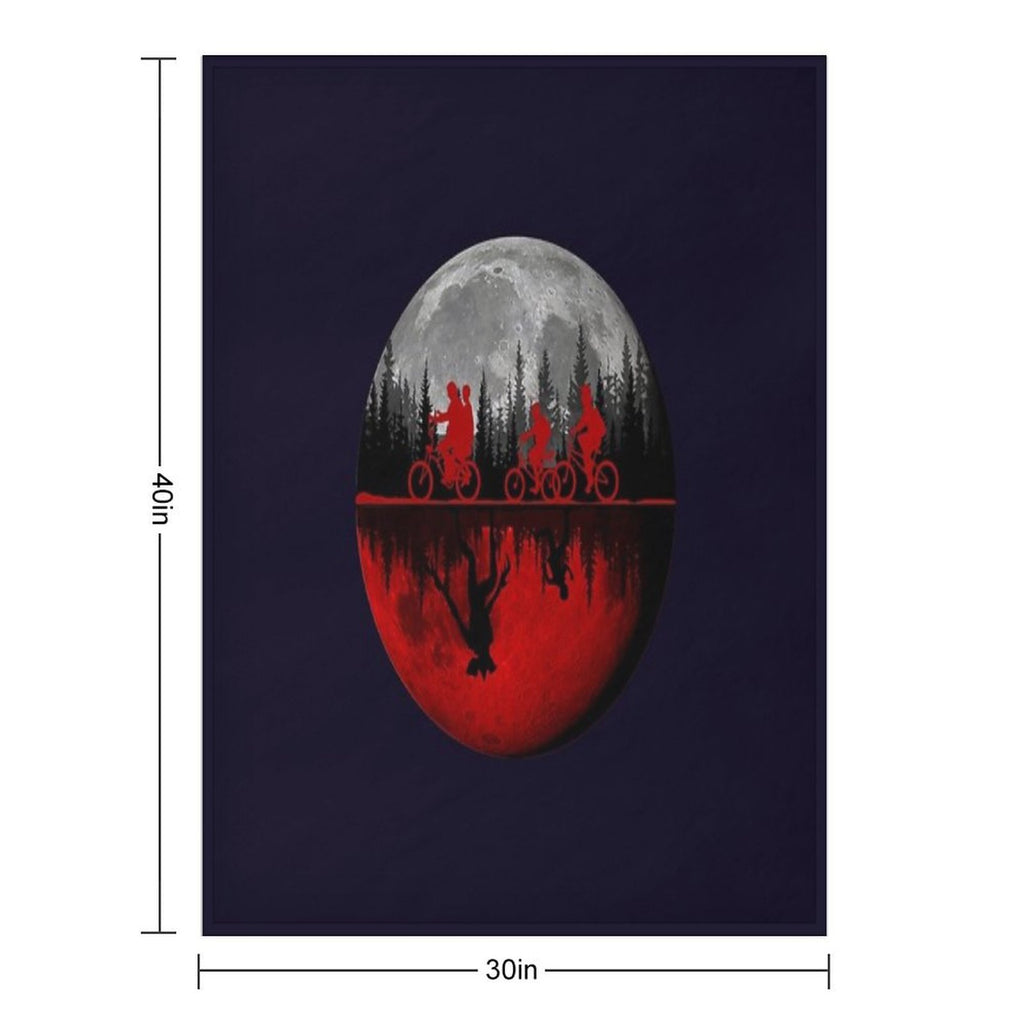 Stranger Things Moon Design Machine-washable Throw Blanket