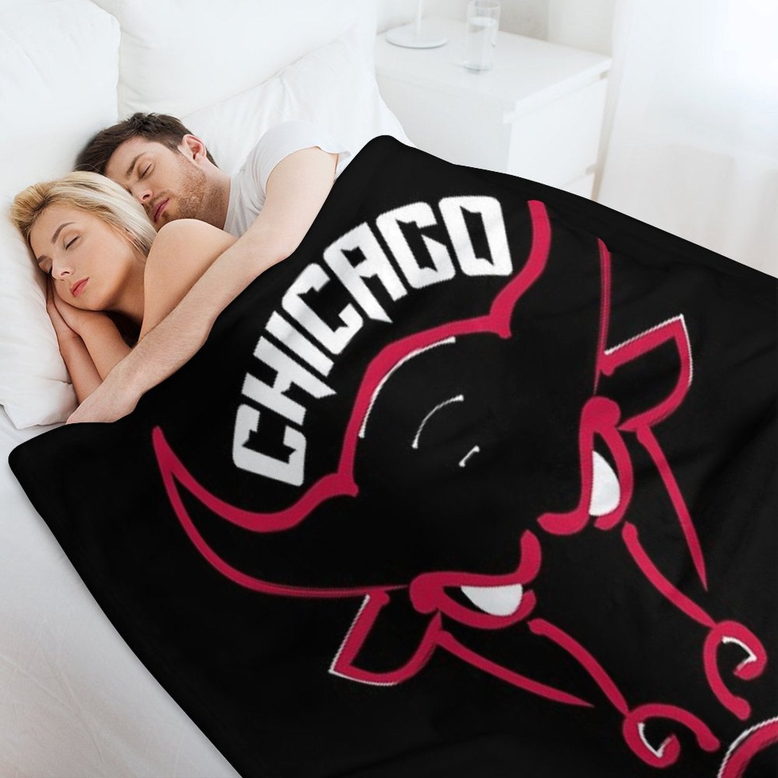 Chicago Bulls Plush Throw Blanket