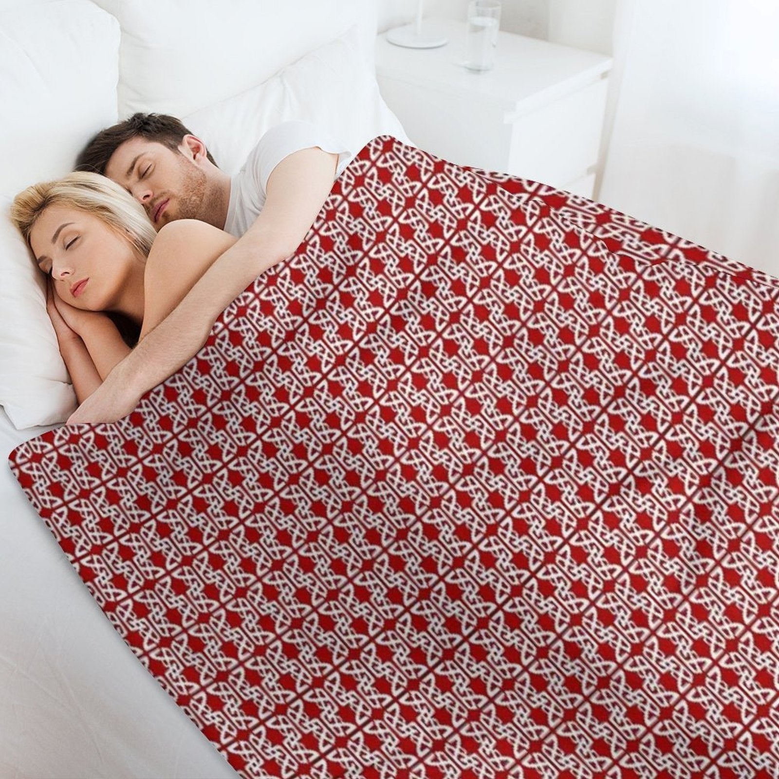 HEXTANGLE. ABSTRACT NOUVEAU PATTERN. REDWHITE. Easy Care Throw Blanket