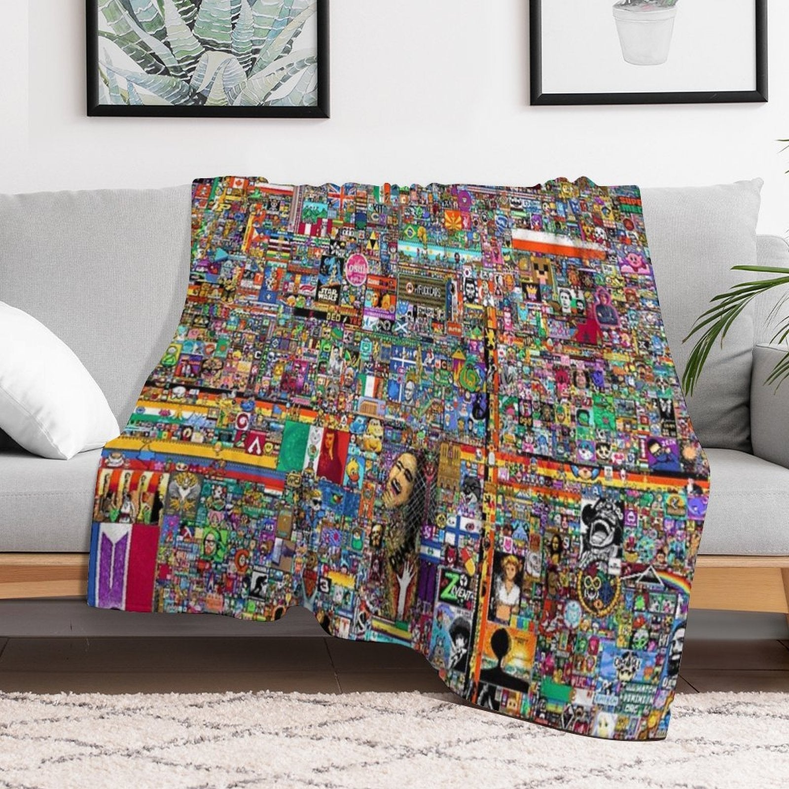 R Place Pixel Art Travel-friendly Throw Blanket