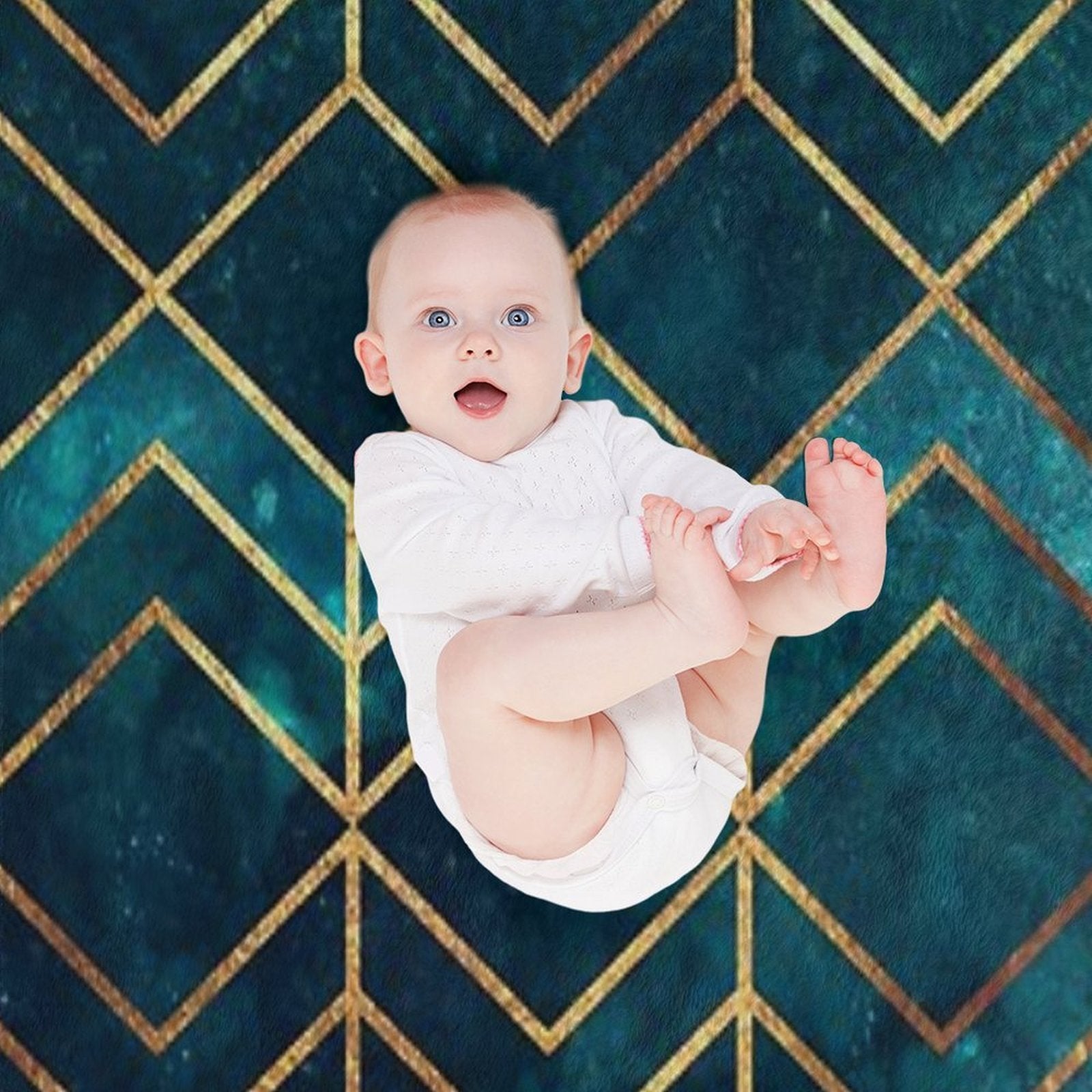 Deep Teal And Gold Arrows Pattern All-season Throw Blanket