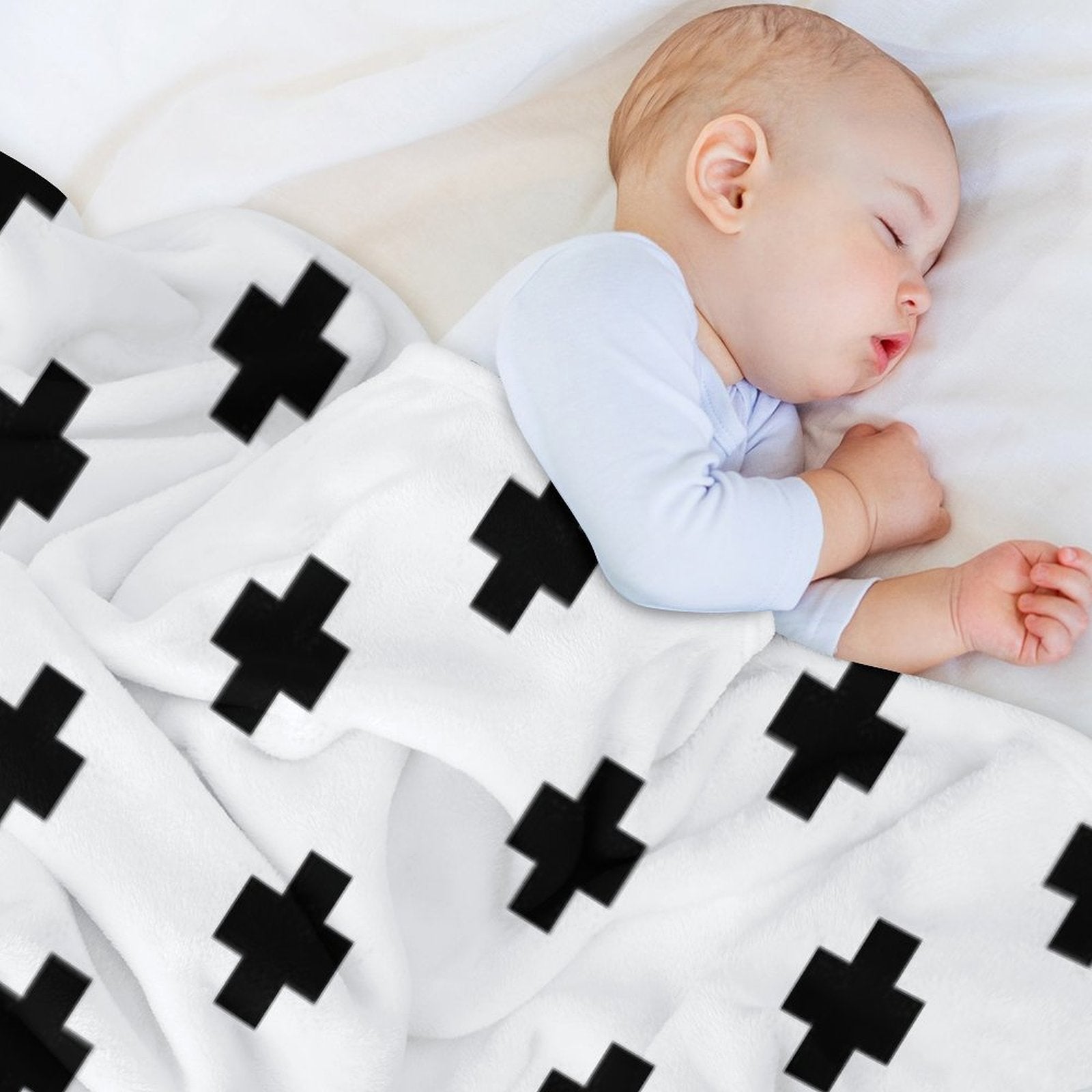 Swiss Cross Pattern Anti-pilling Throw Blanket