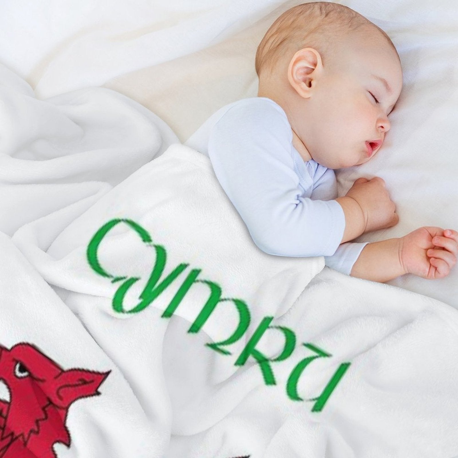 Cymru  Wales - The Welsh Dragon Flag Wrinkle-free Throw Blanket