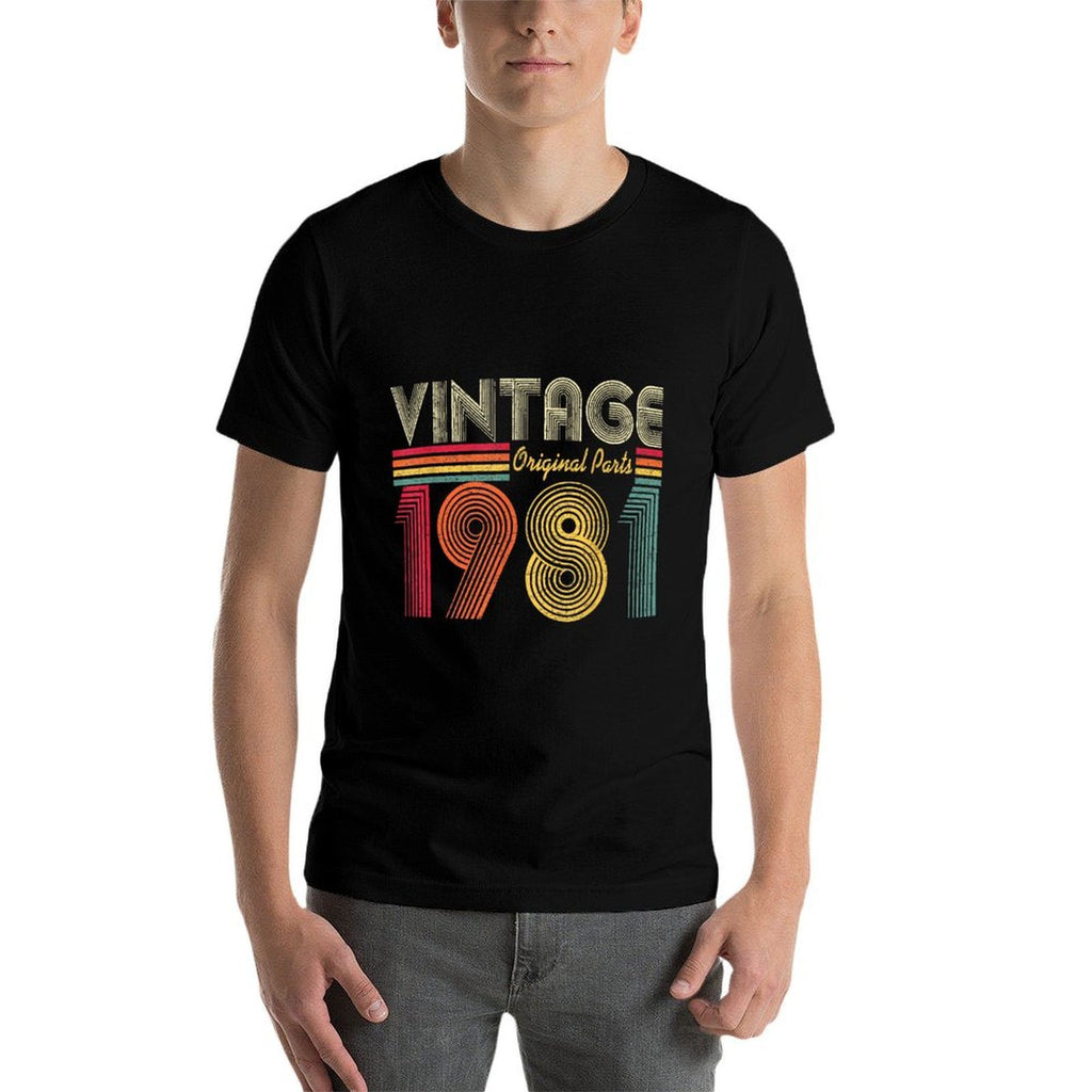 Vintage 1981 40th Birthday Gift Men Women 40 Years Old  Rolled Sleeves T-Shirt