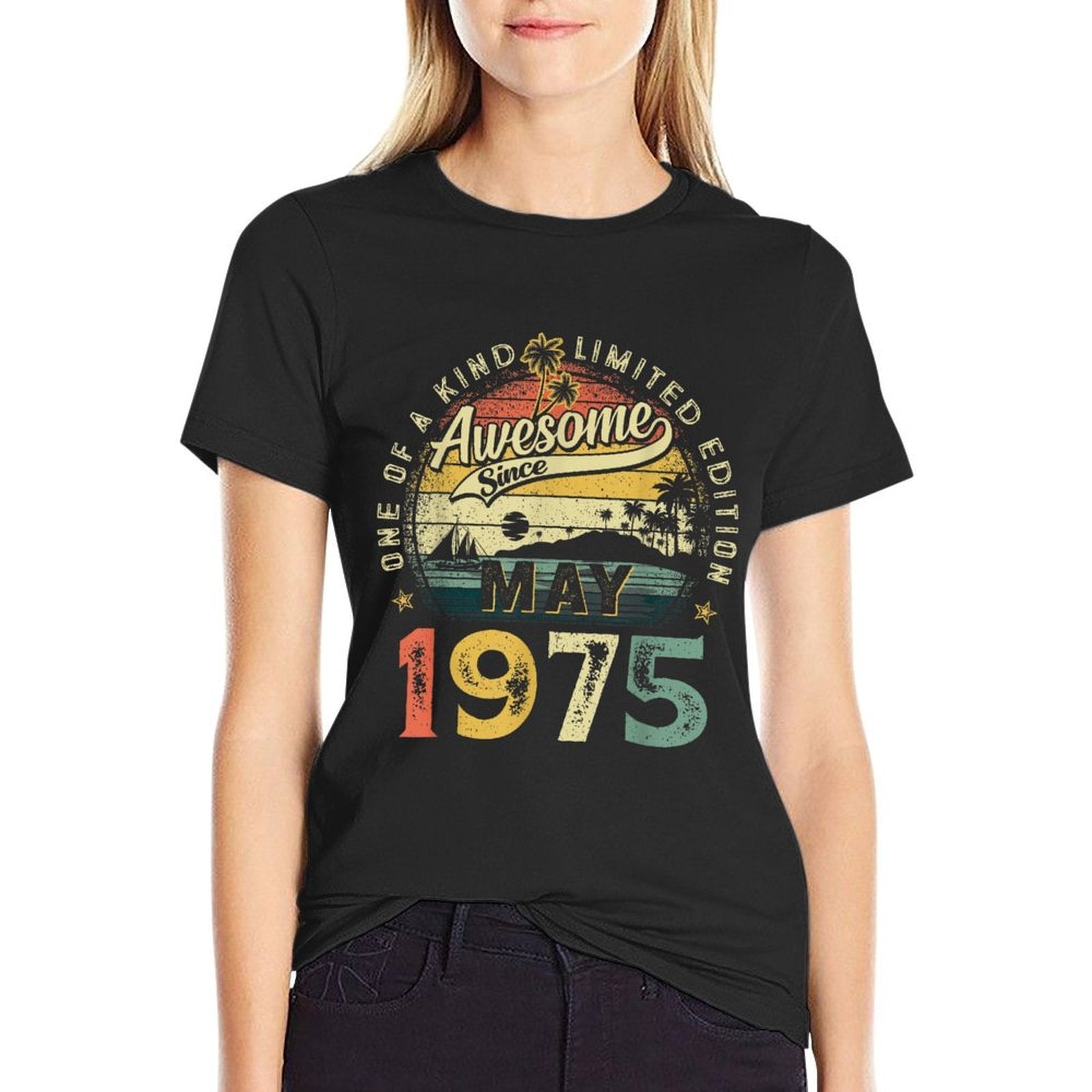 50 Years Old Vintage May 1975 Retro 50th Birthday Men Women  Trendy Pattern T-Shirt