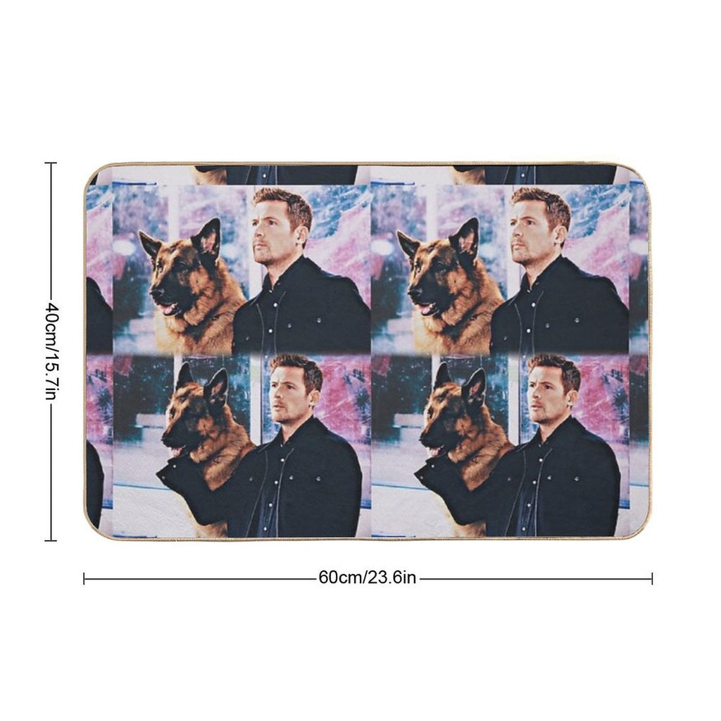 Hudson And Rex  Slip-Resistant Bath Mat