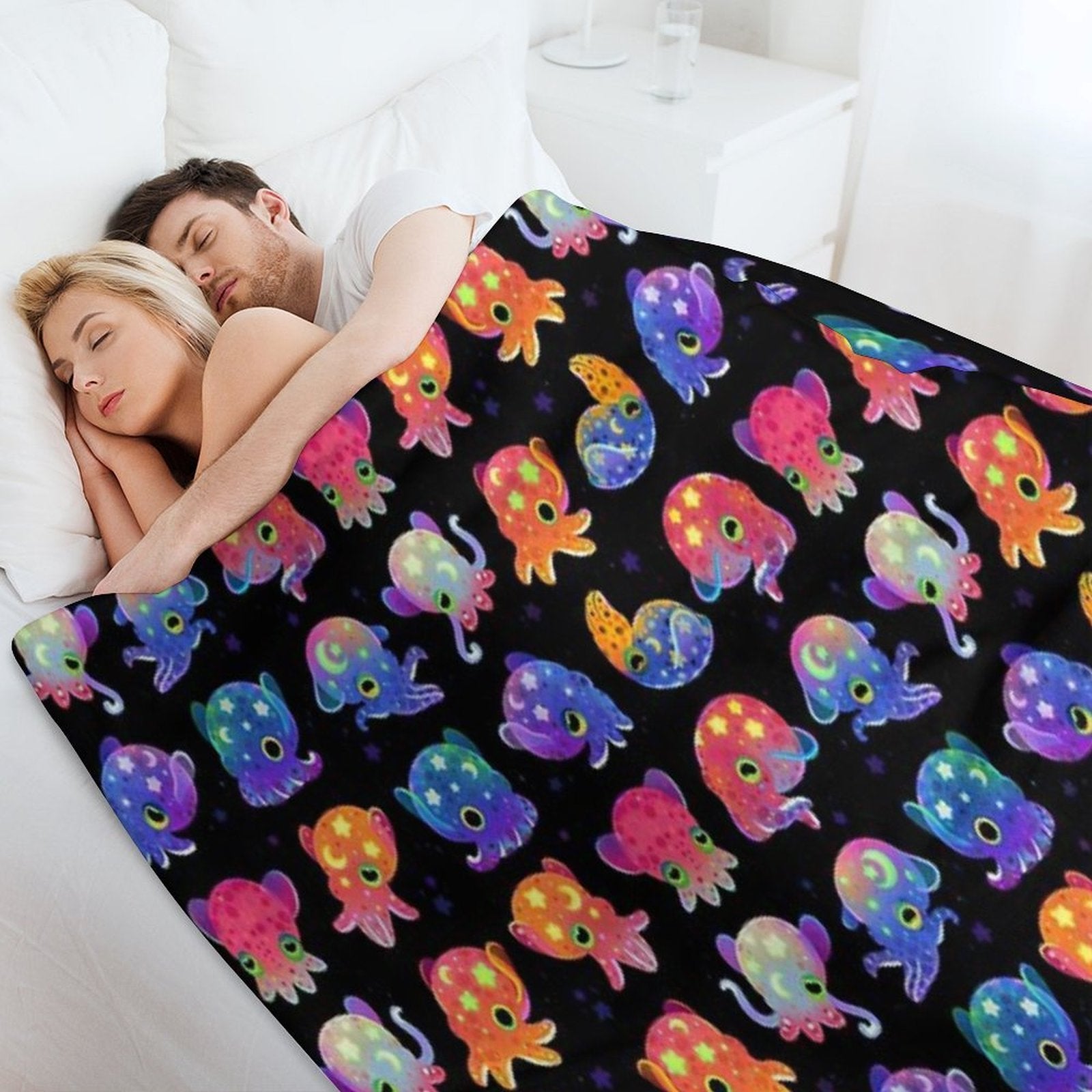 Bobtail Squid Gift-ready Throw Blanket