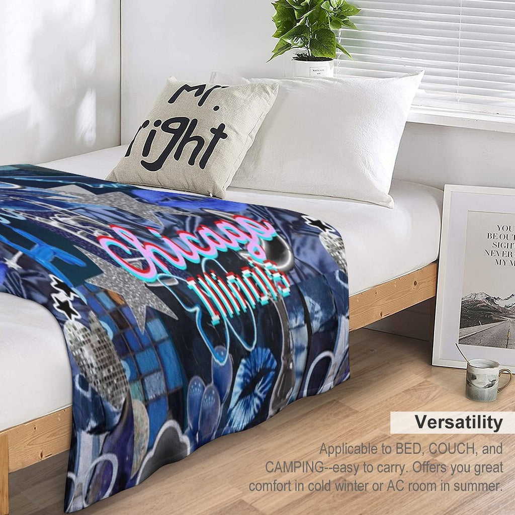 Chicago Illinois COLLAGE Machine-washable Throw Blanket