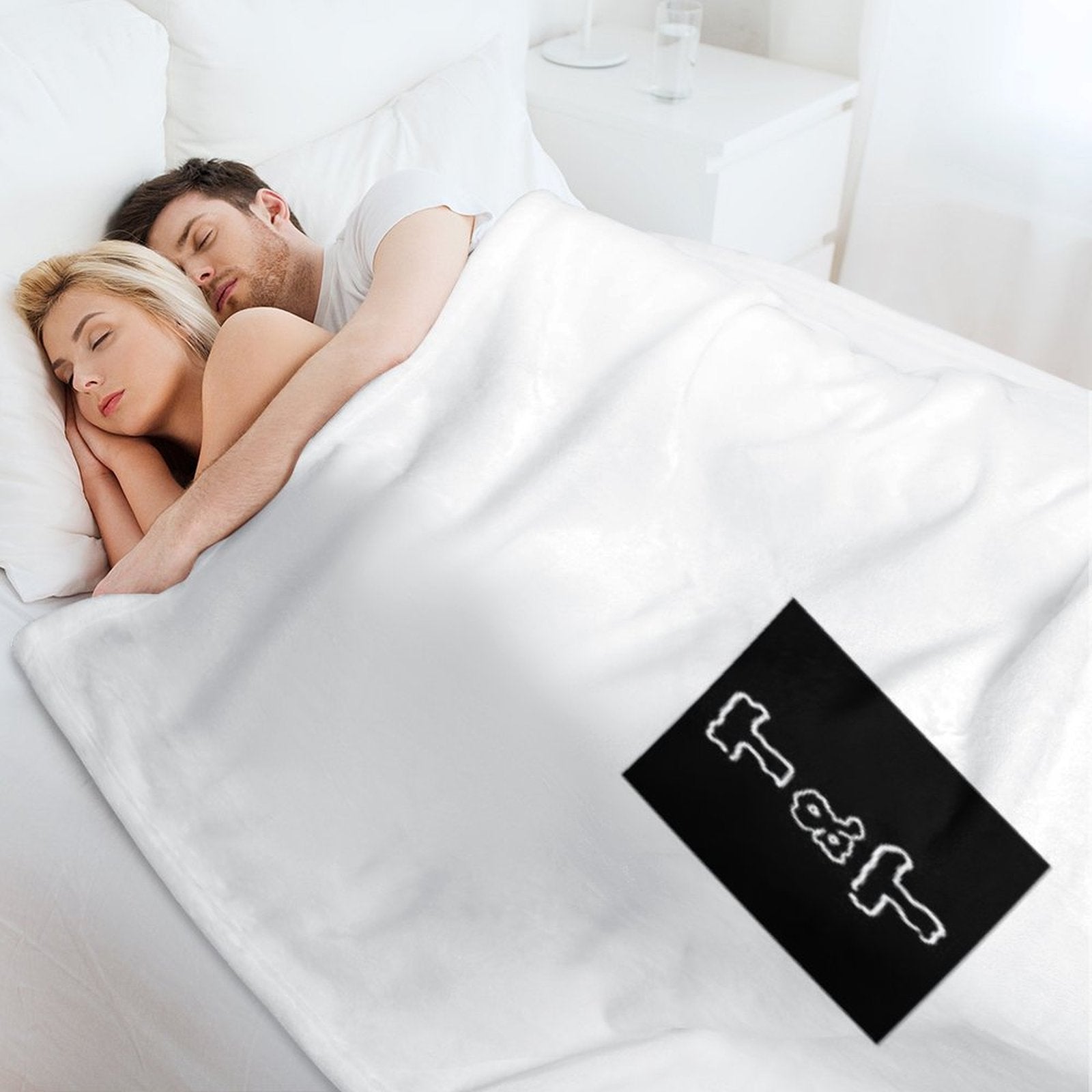 T&T Logo Anti-pilling Throw Blanket