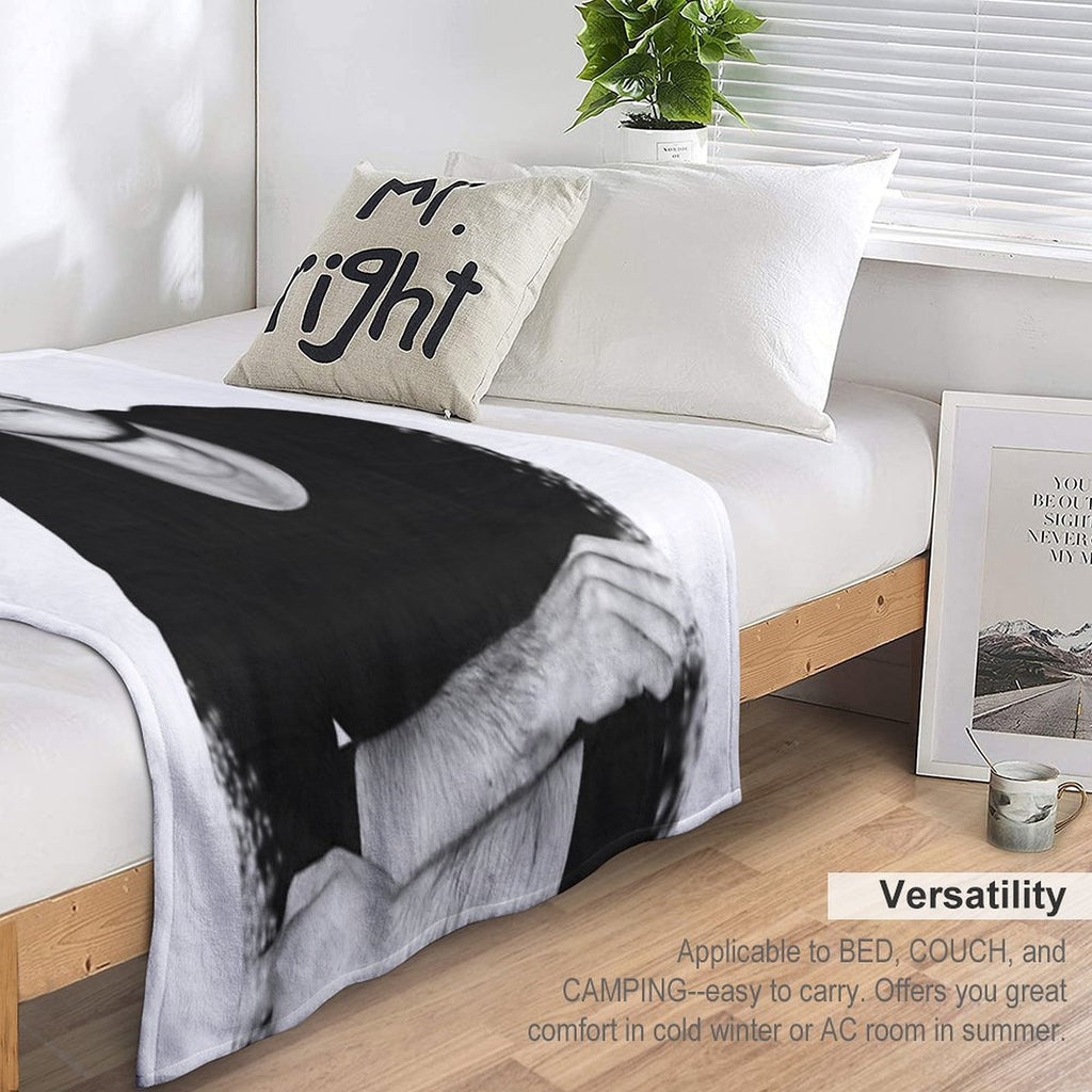 Dylan O'Brien Machine-washable Throw Blanket