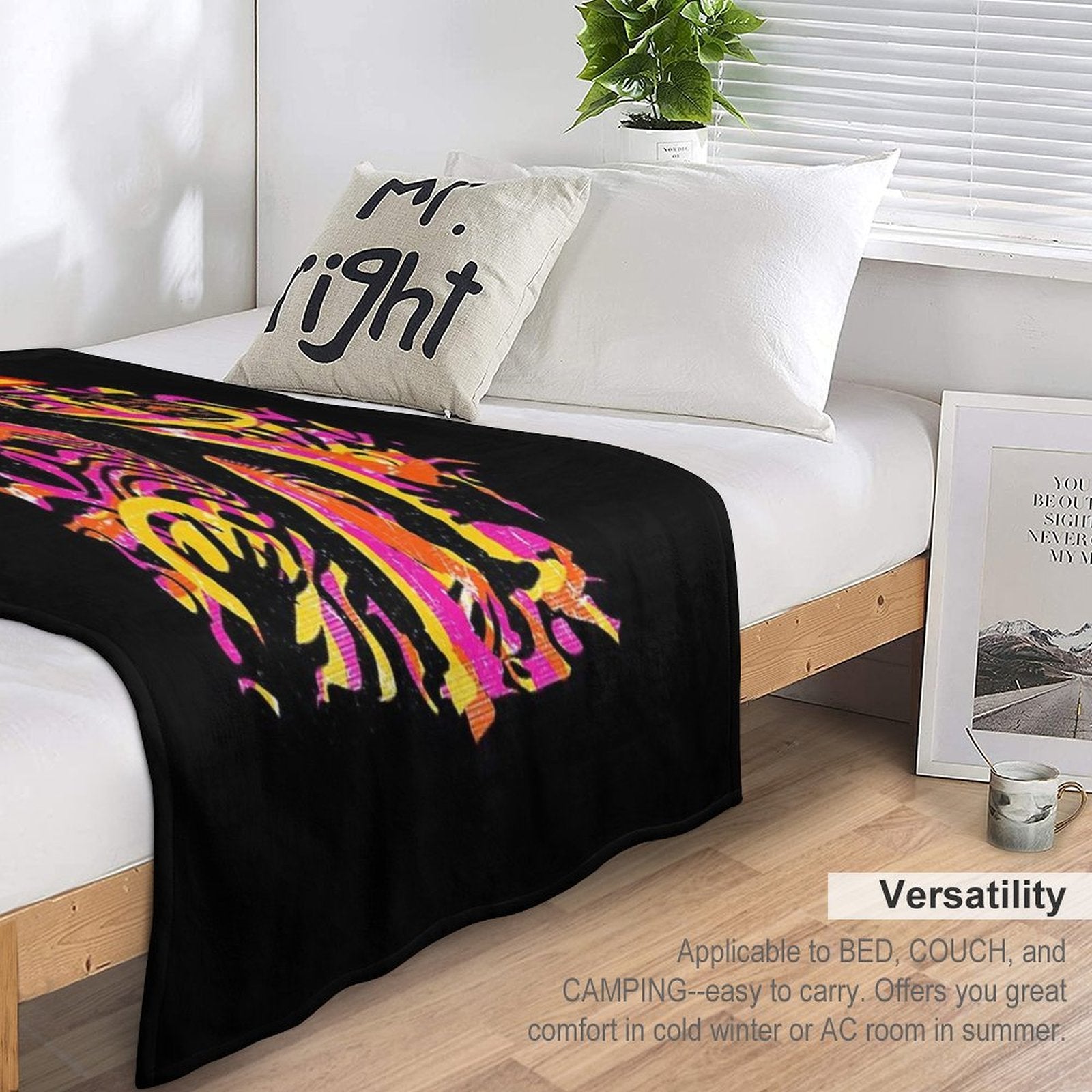 Stay Groovy - Evil Dead Sustainable Throw Blanket