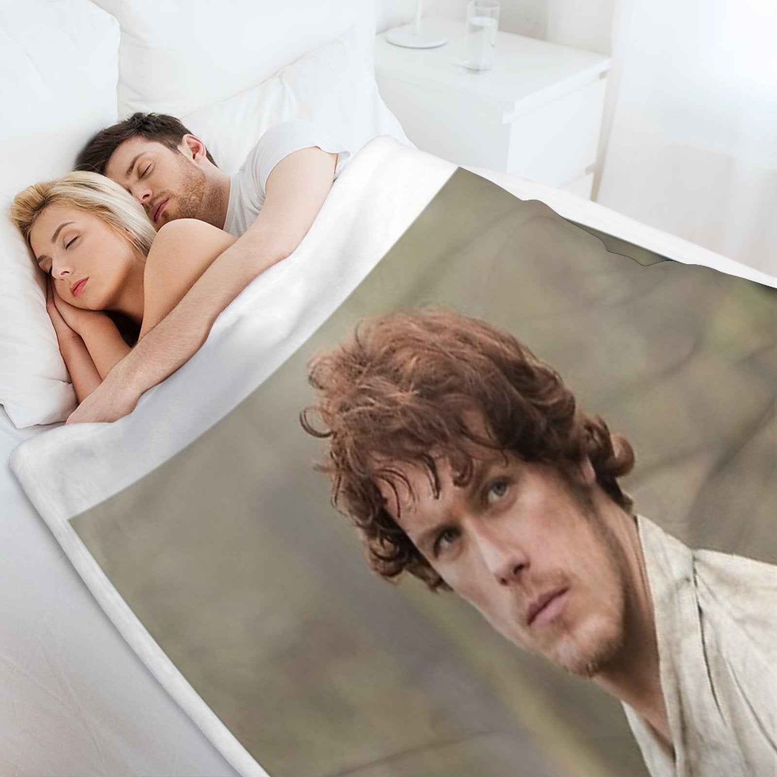 Dinna Fash, Sassenach. Plush Throw Blanket