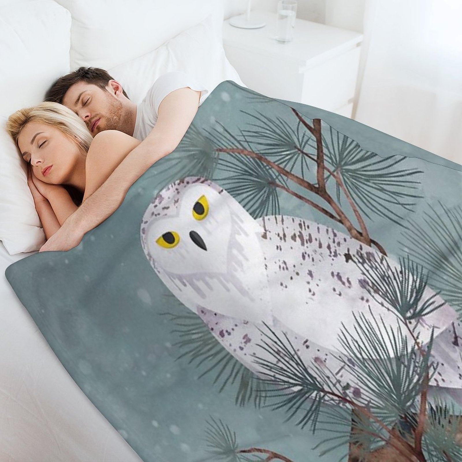 Snowy Gift-ready Throw Blanket