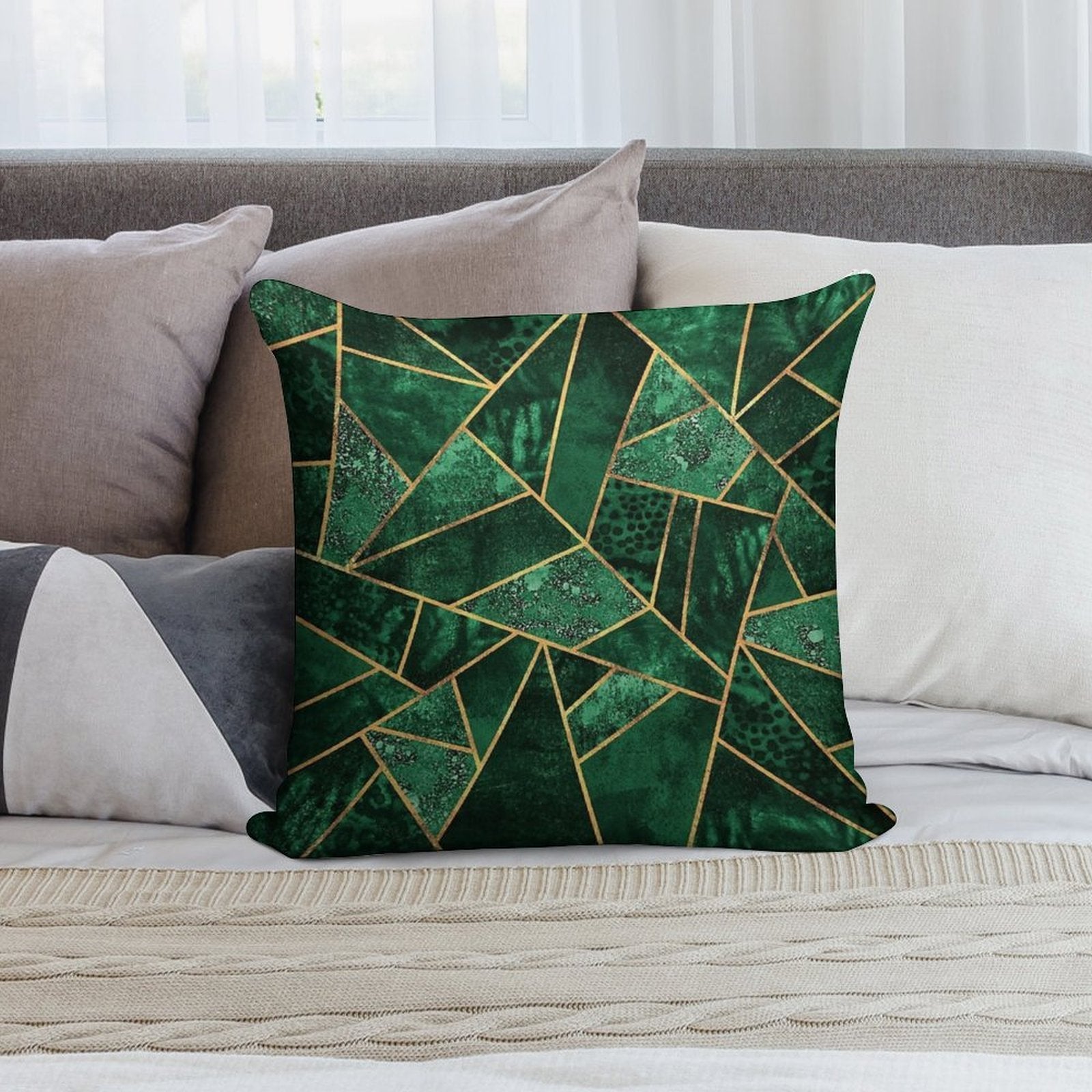 Deep Emerald Soft Fade-Resistant Throw Pillow
