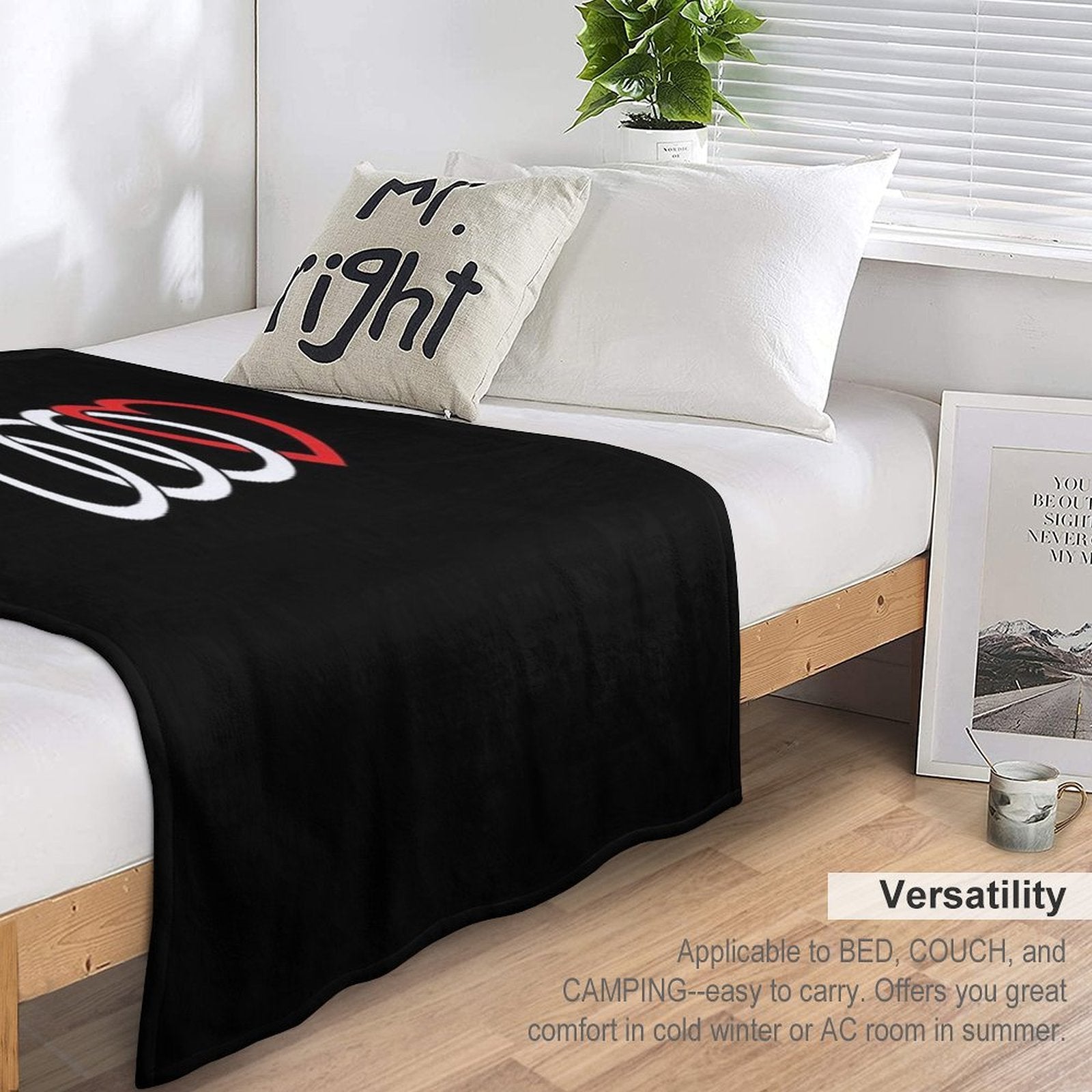 Audi Love (Dark) Compact Throw Blanket