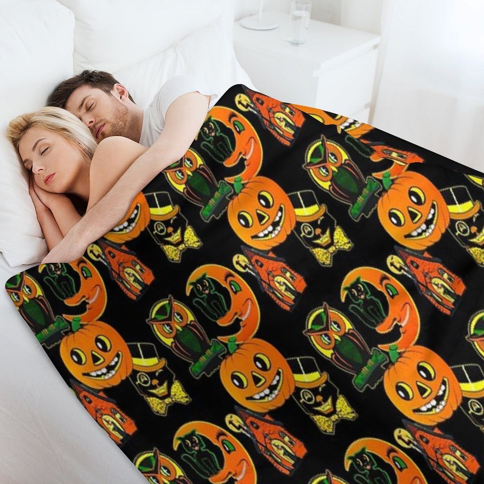 Vintage Halloween Decorations Multi-functional Throw Blanket