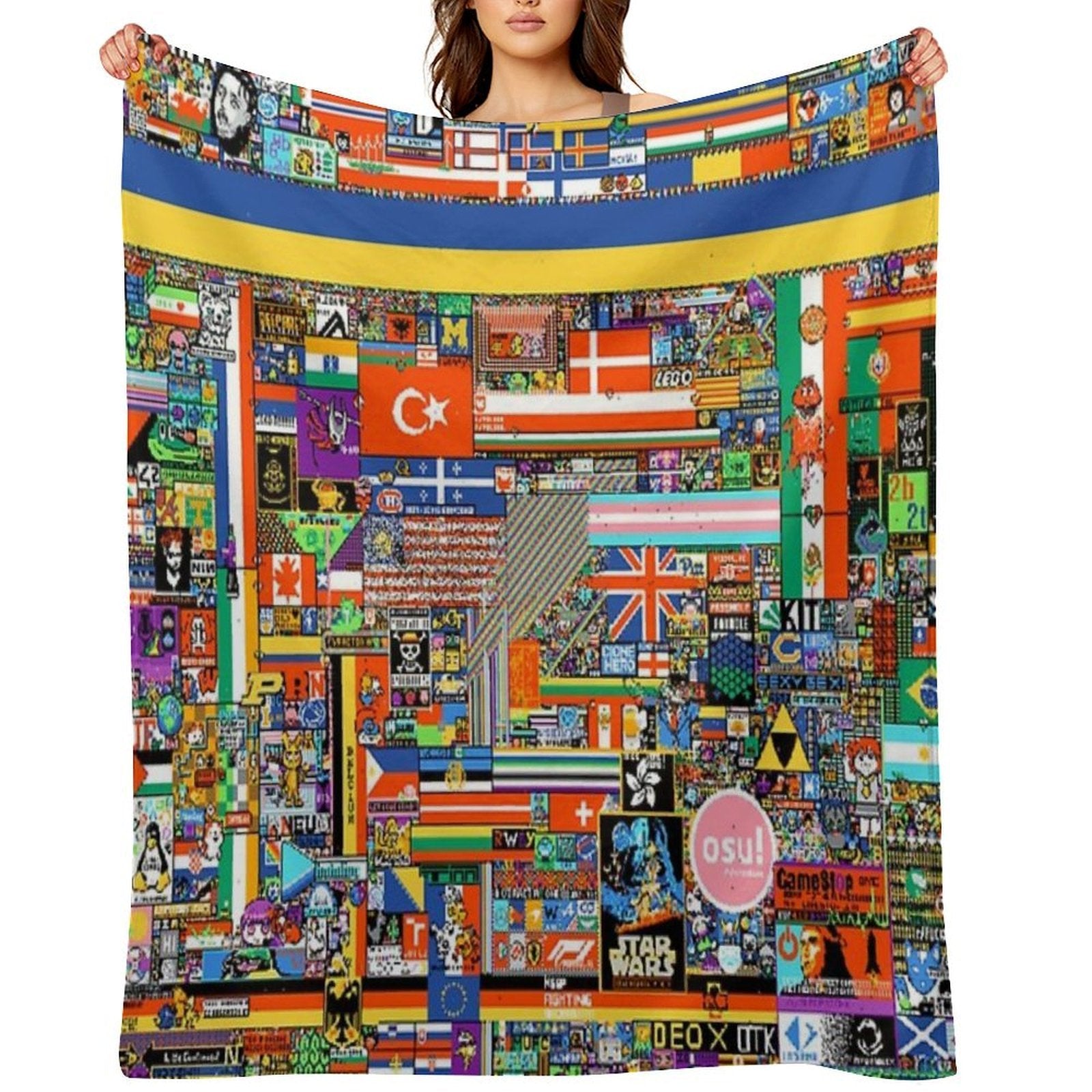 R Place Wrinkle-free Throw Blanket
