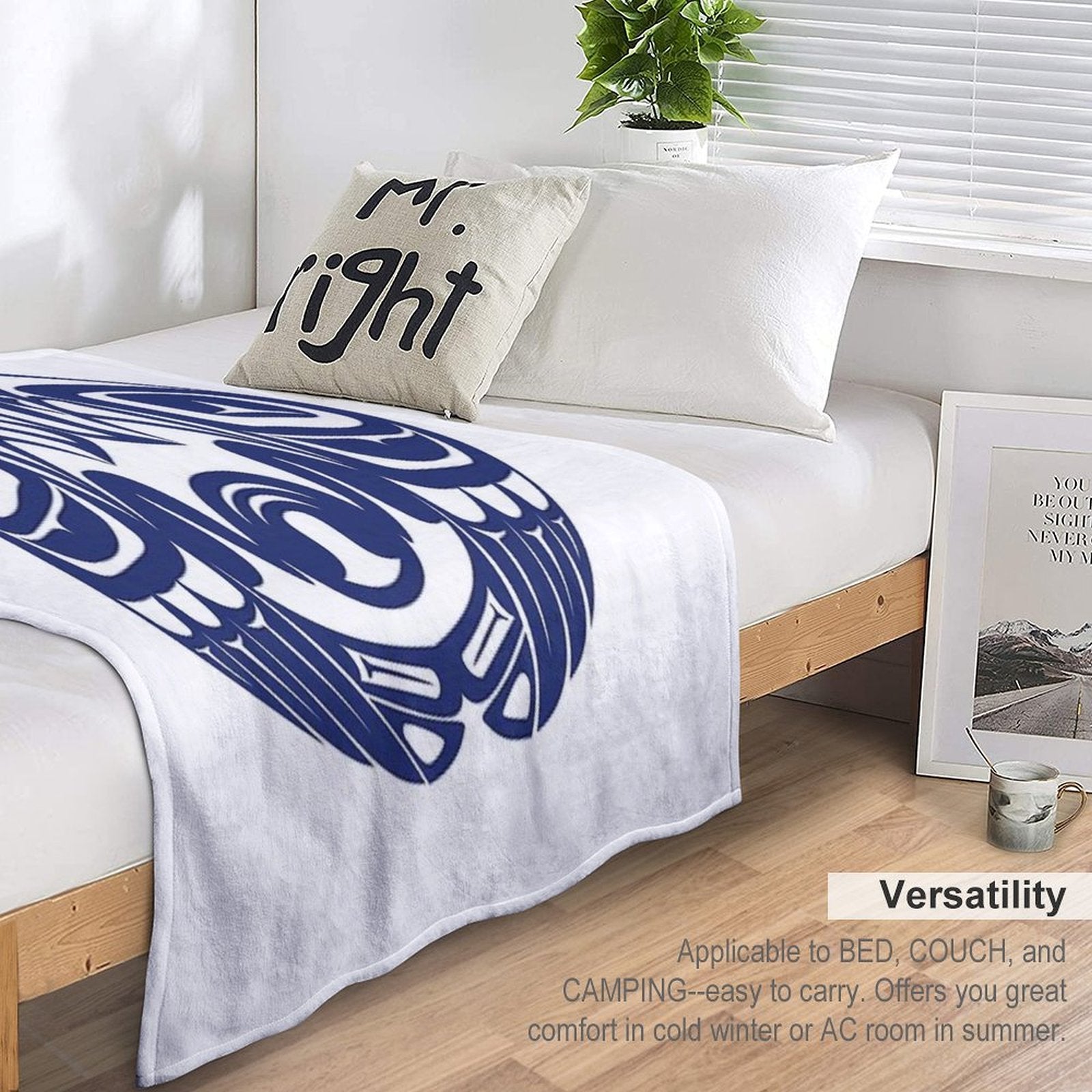 Double Raven Circle Pacific Northwest Formline Salish Haida Eagle Moon Plush Throw Blanket